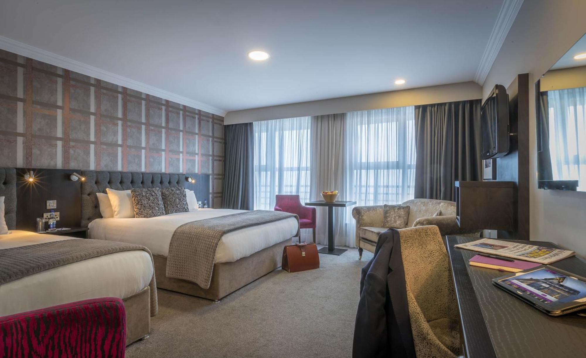 Double or Twin Room Sea View