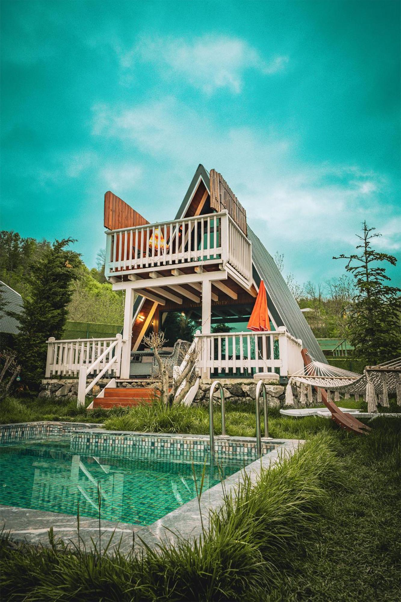 Superior Bungalow