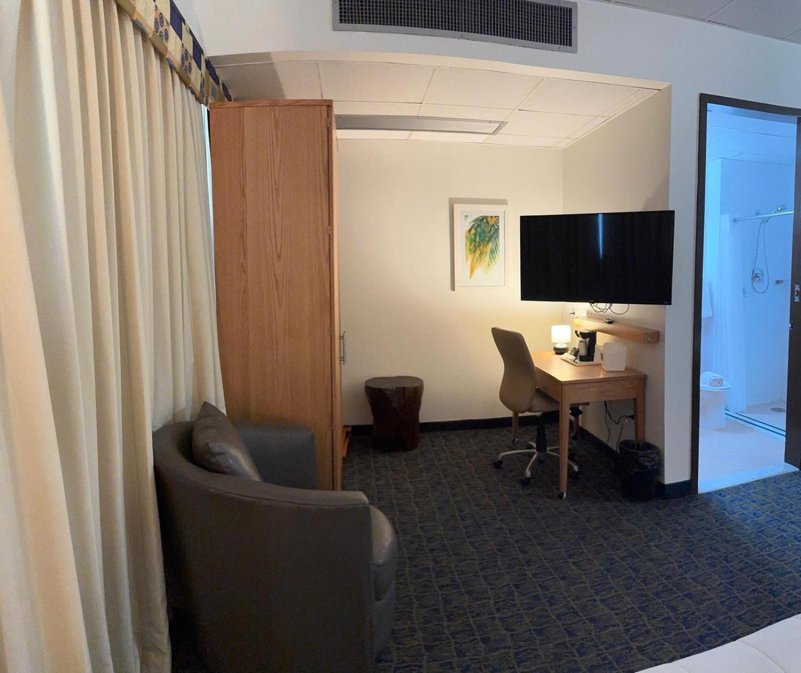 Queen Room Two Queen Beds Disability Access,1676895455:JPEG