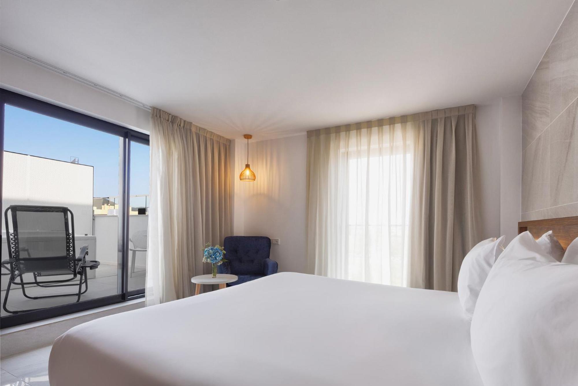Präsidentensuite mit Whirlpool im Freien