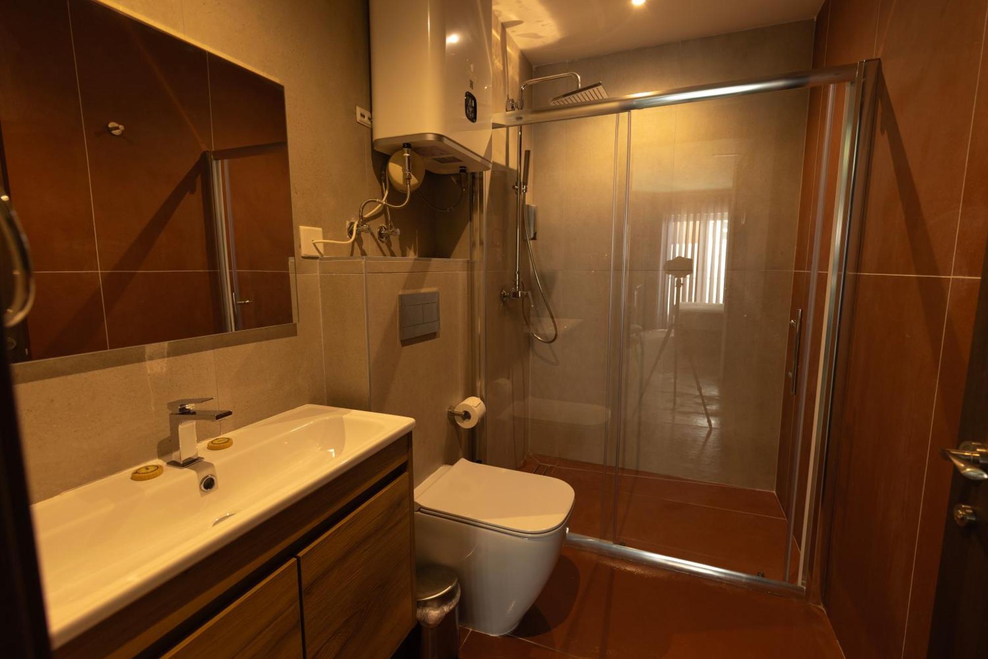 Double or Twin Room Shower