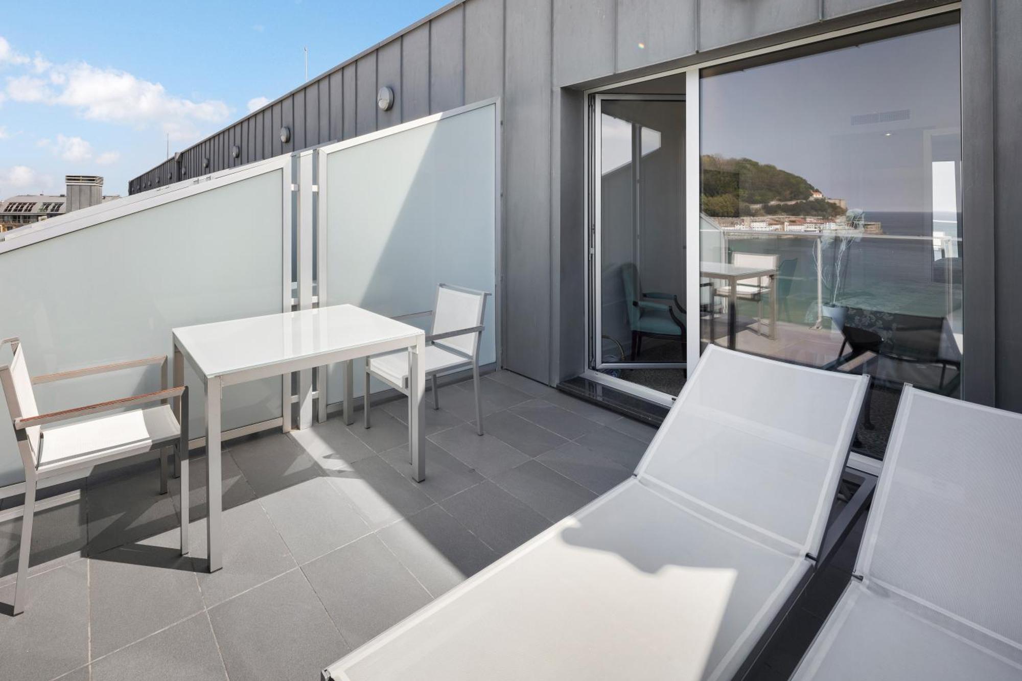 Attic Terrace Sea View