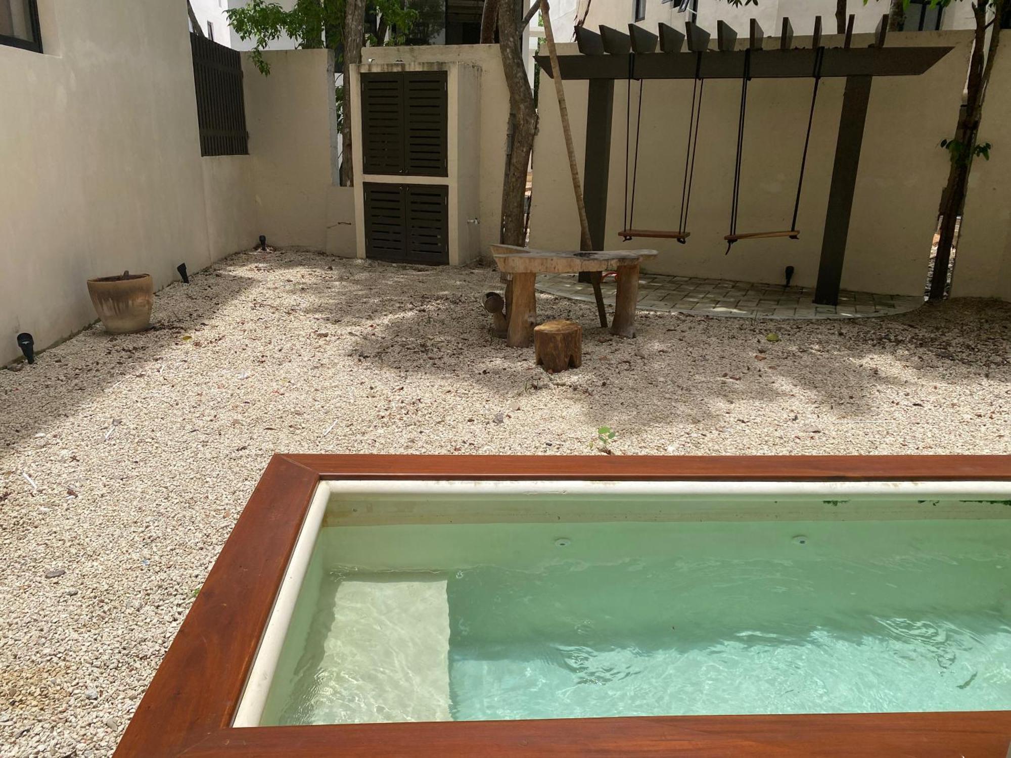 Apartamento de 2 dormitorios con vistas a la piscina