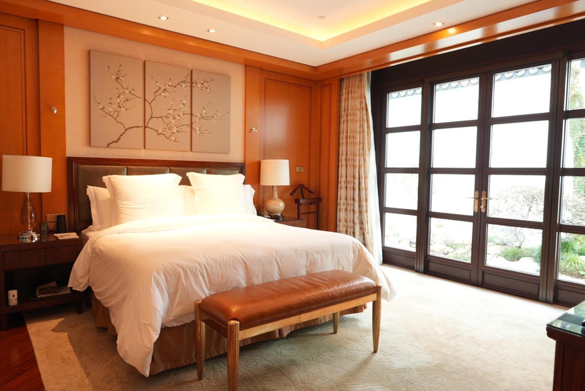Courtyard Suite King,1765336228:JPEG