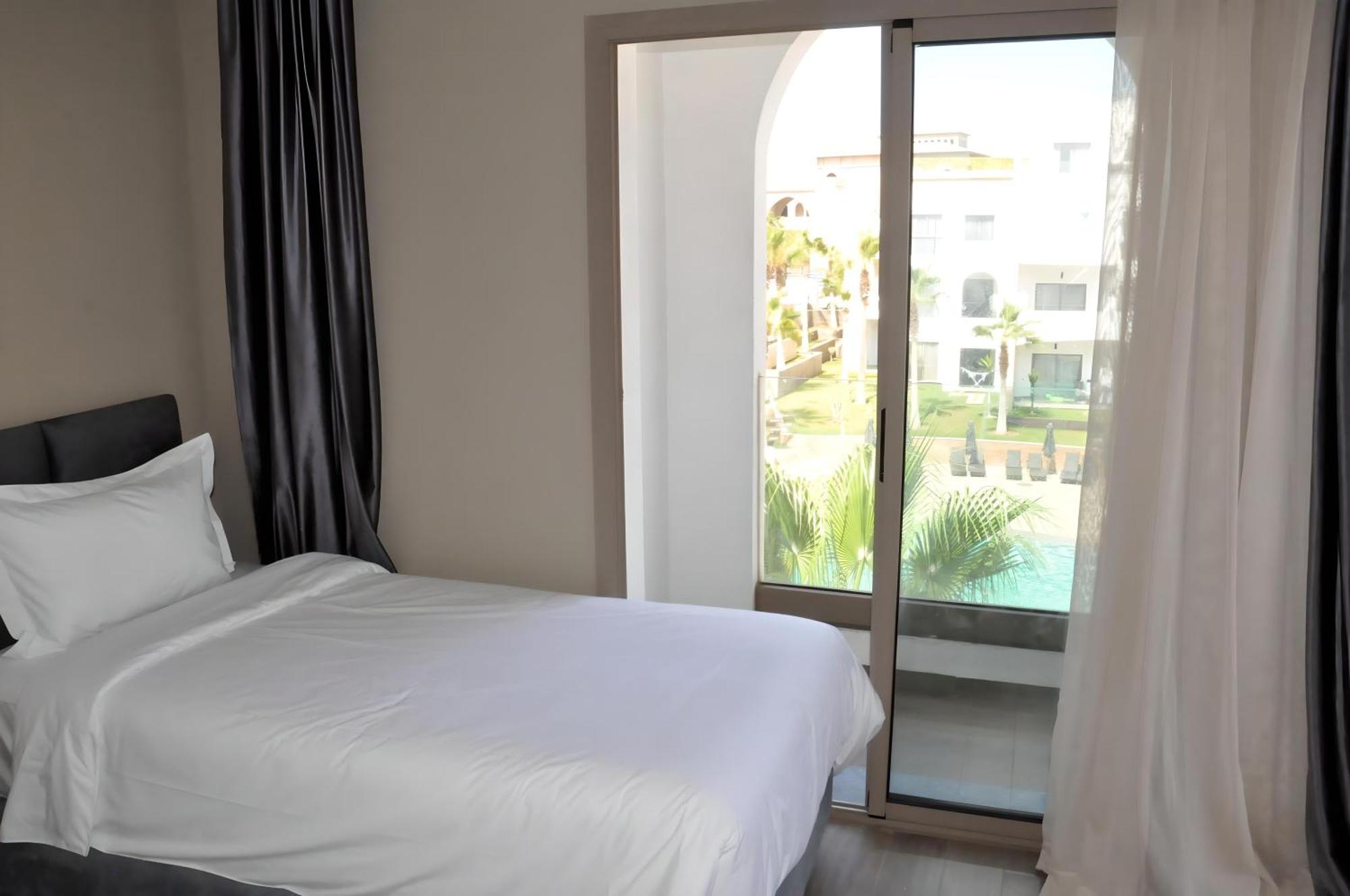 Two-Bedroom Apartment,1300310950:JPEG