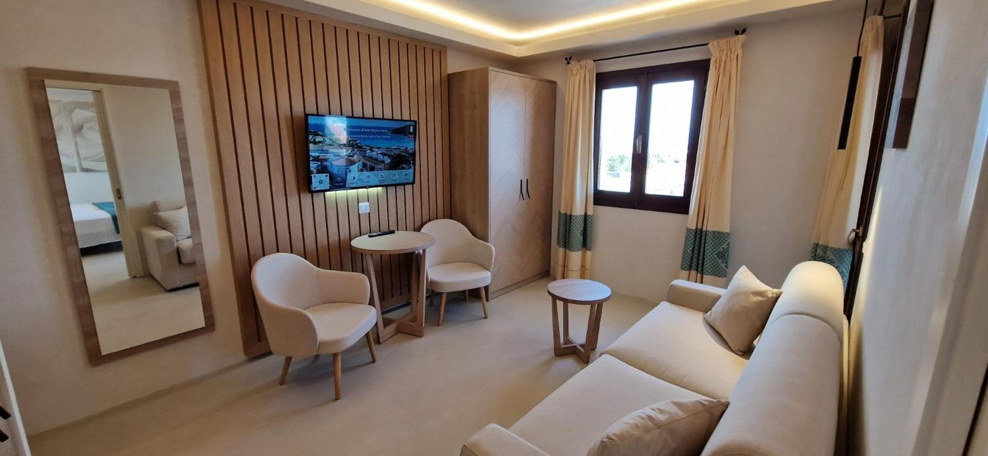 Junior Suite,1697850613:JPEG