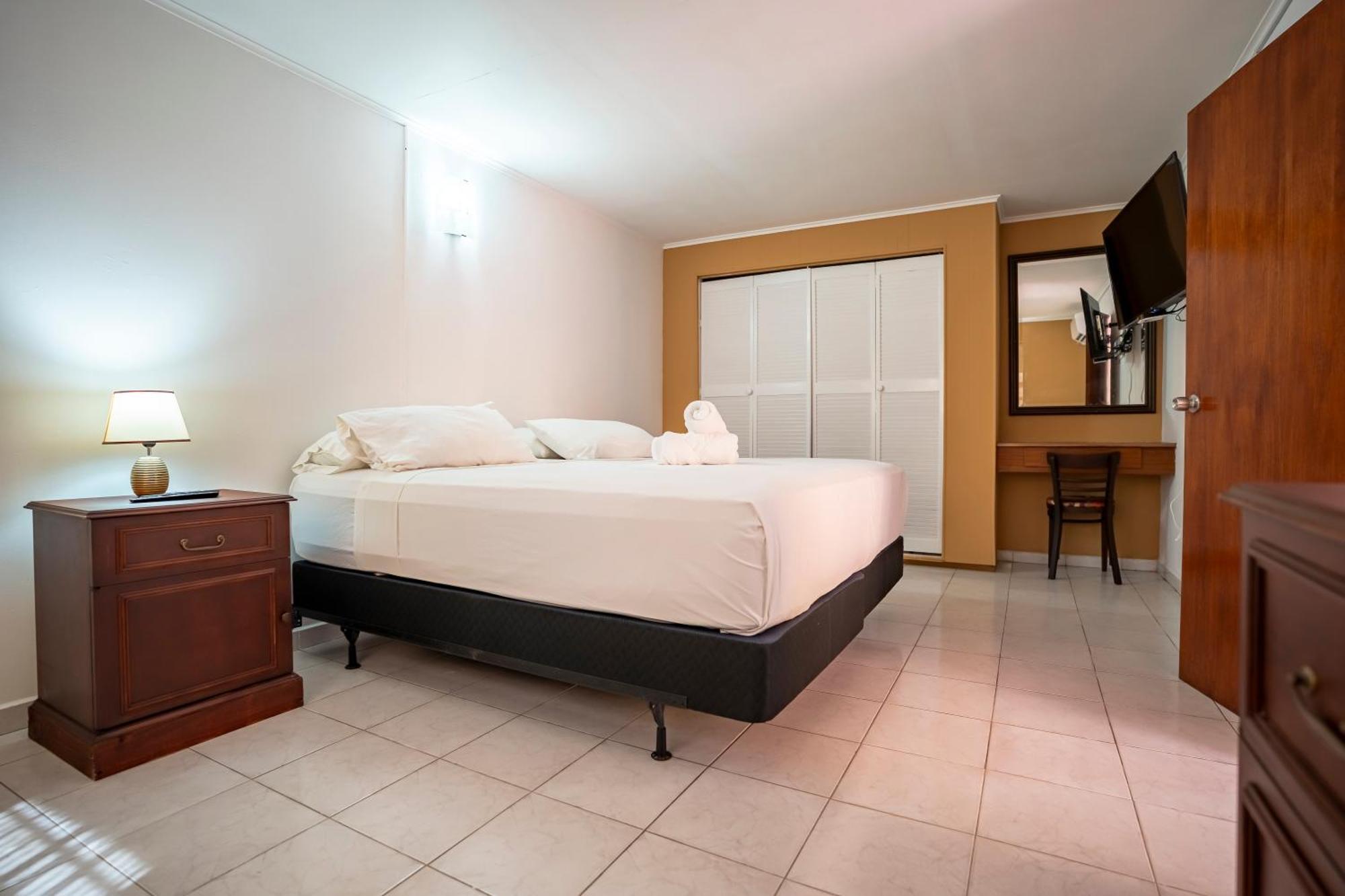 One-Bedroom Apartment (2 Adults)