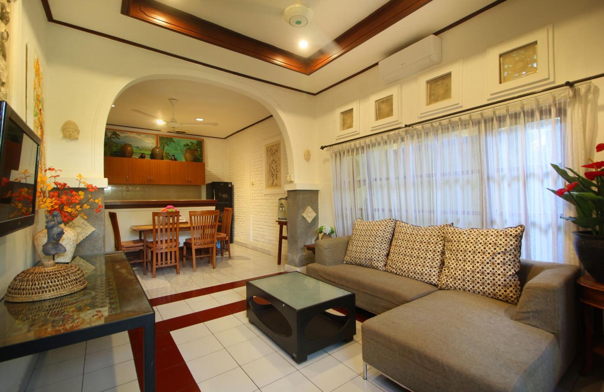 Three-Bedroom Suite Kitchen