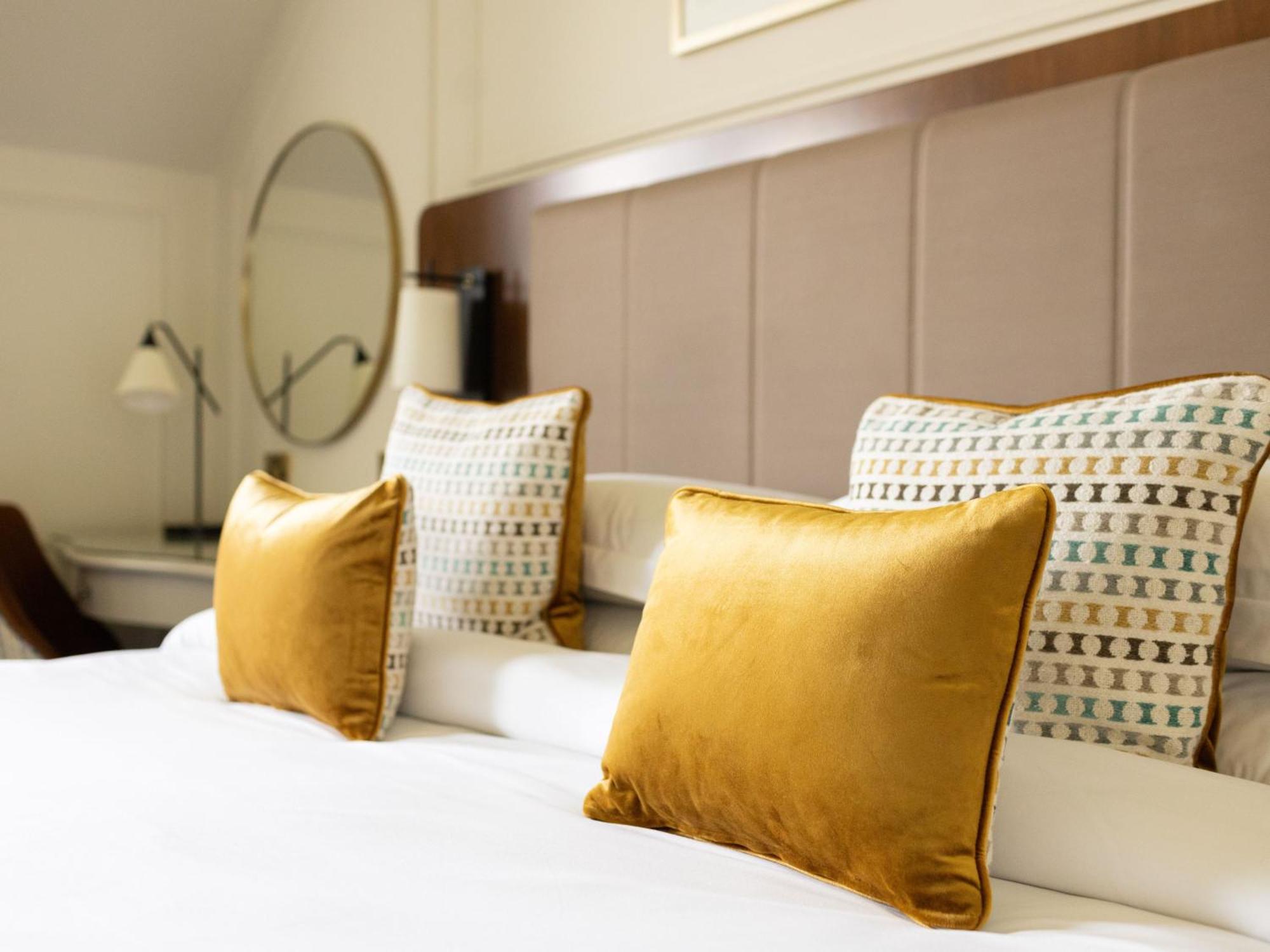 Double Room Lake View