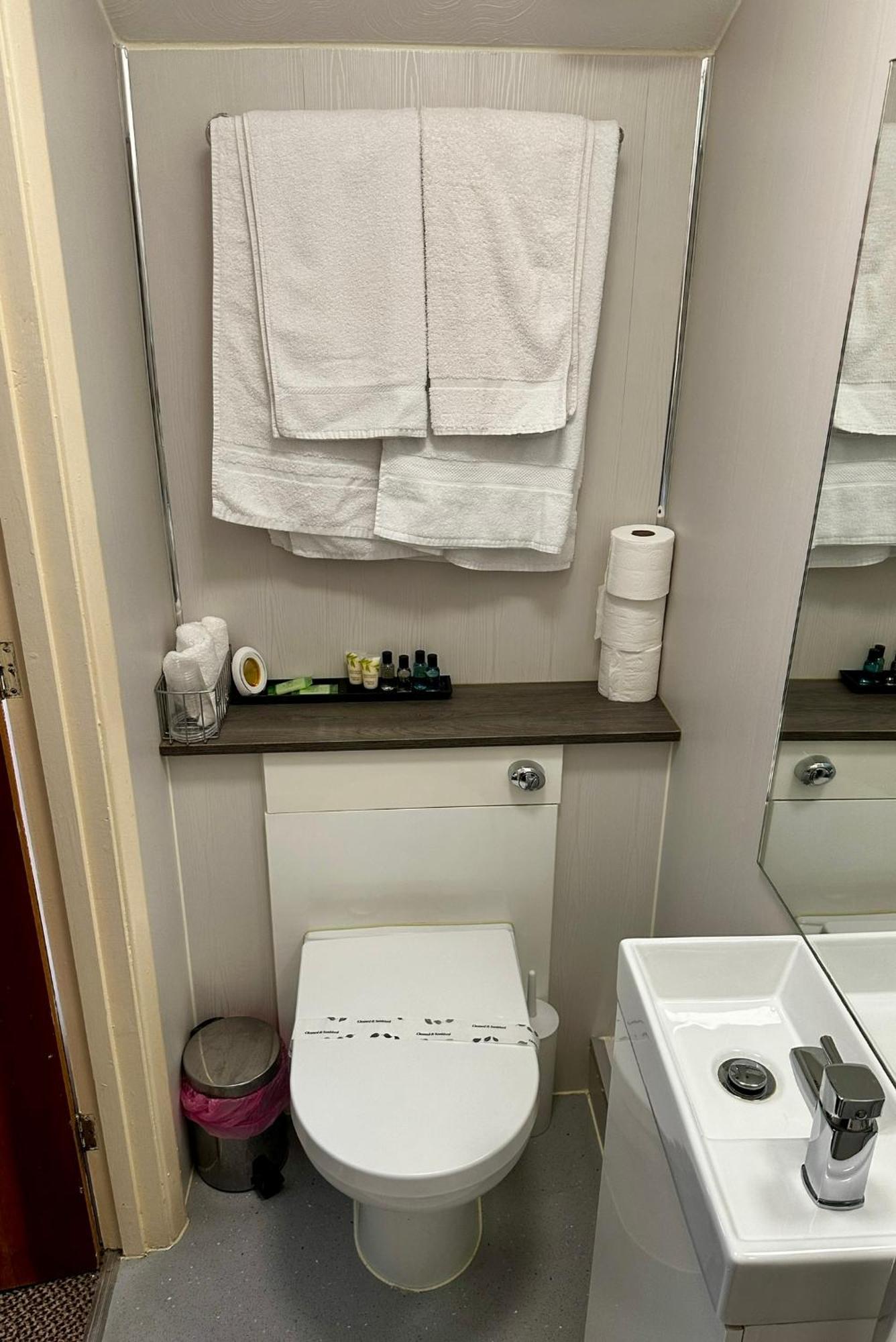 Double Room with Balcony,1706888452:JPEG