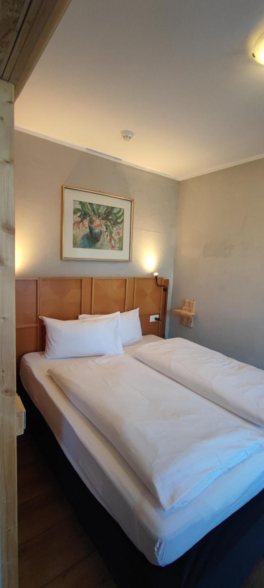 Doppelzimmer mit Balkon
