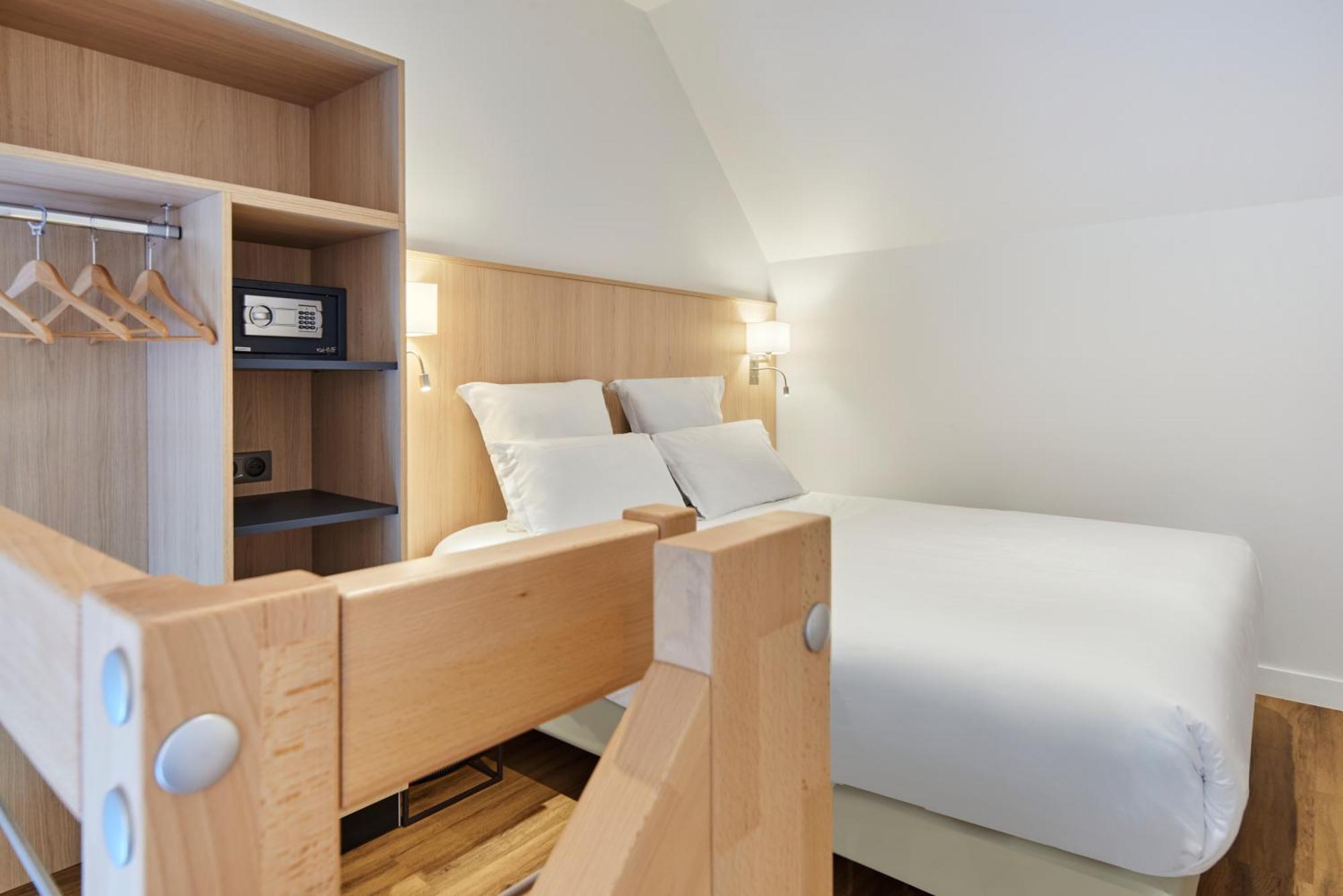 Triple Duplex Room