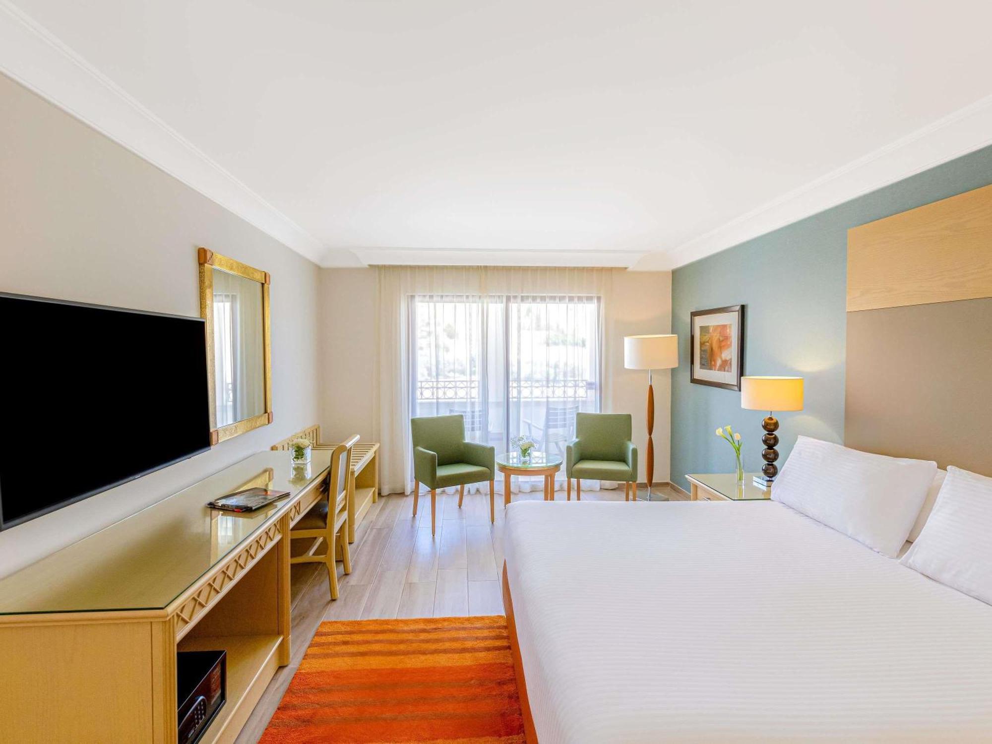 Quarto Superior com Cama King-size