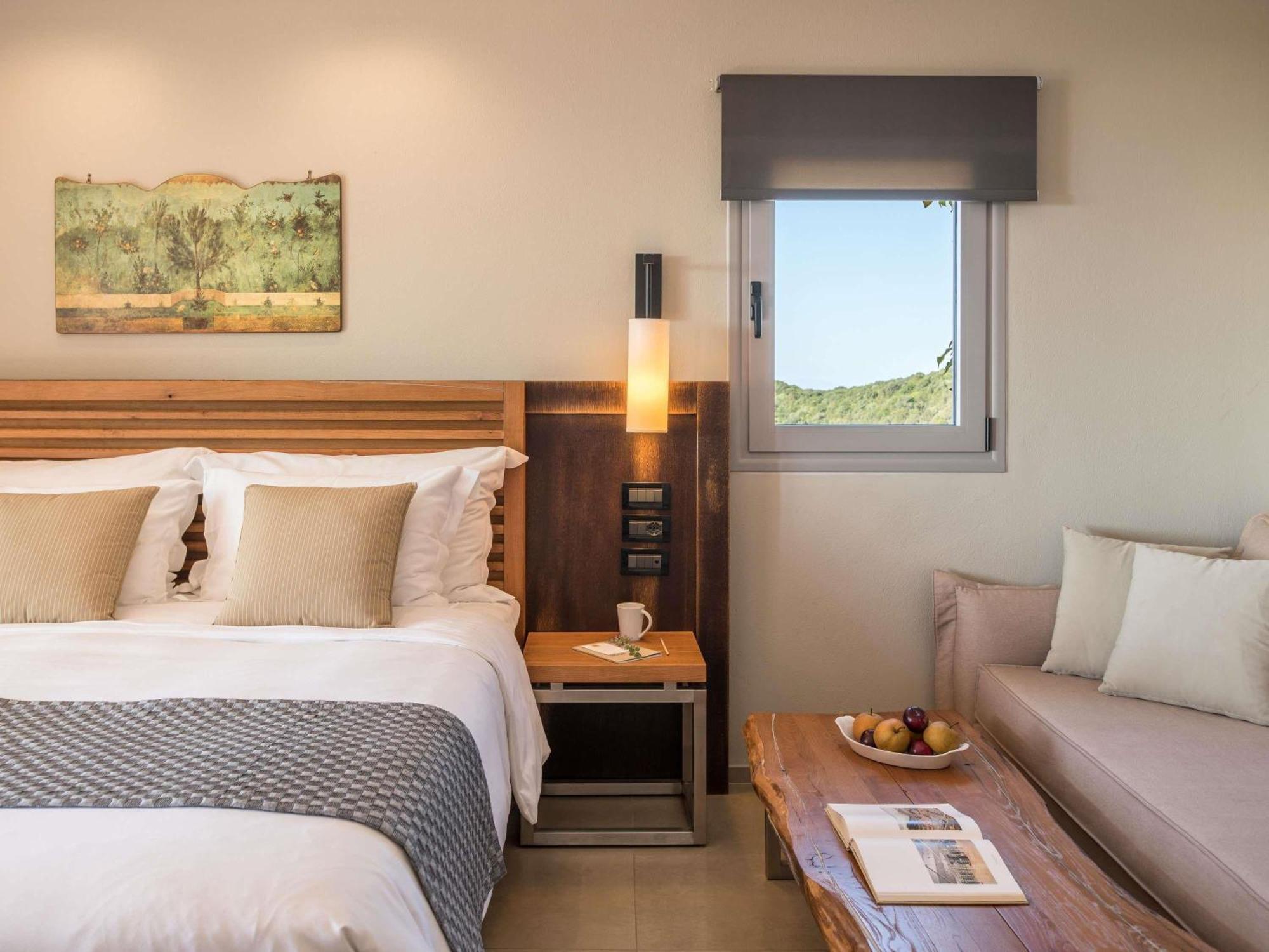 Standard Double Room with Garden and Limited Sea View,1717051966:JPEG