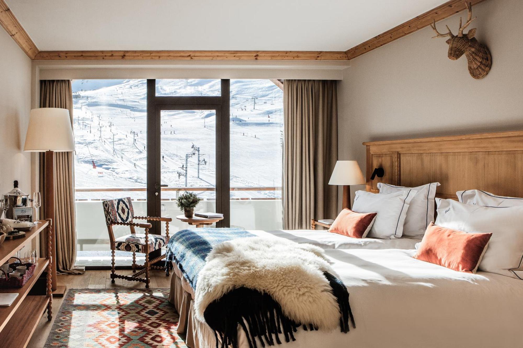 Prestige Double or Twin Room Slopes View