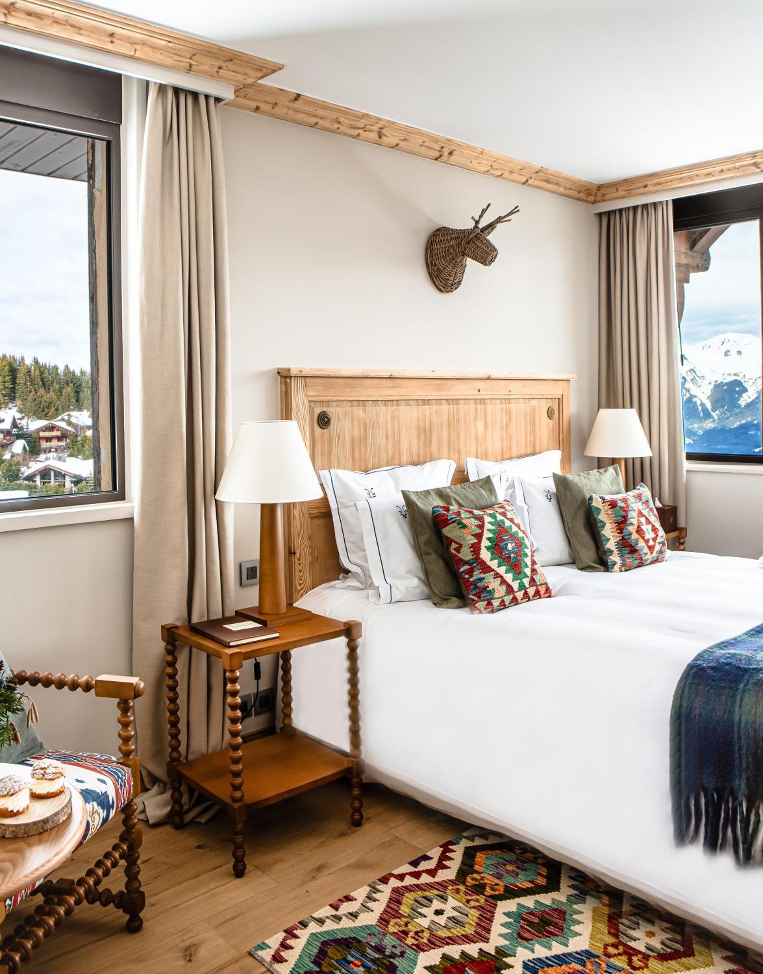 Deluxe Double or Twin Room Mountain View