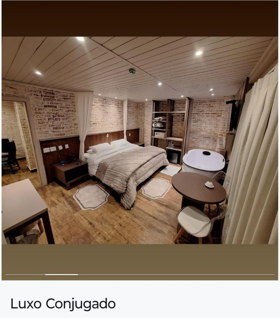 Quarto Quádruplo Deluxe