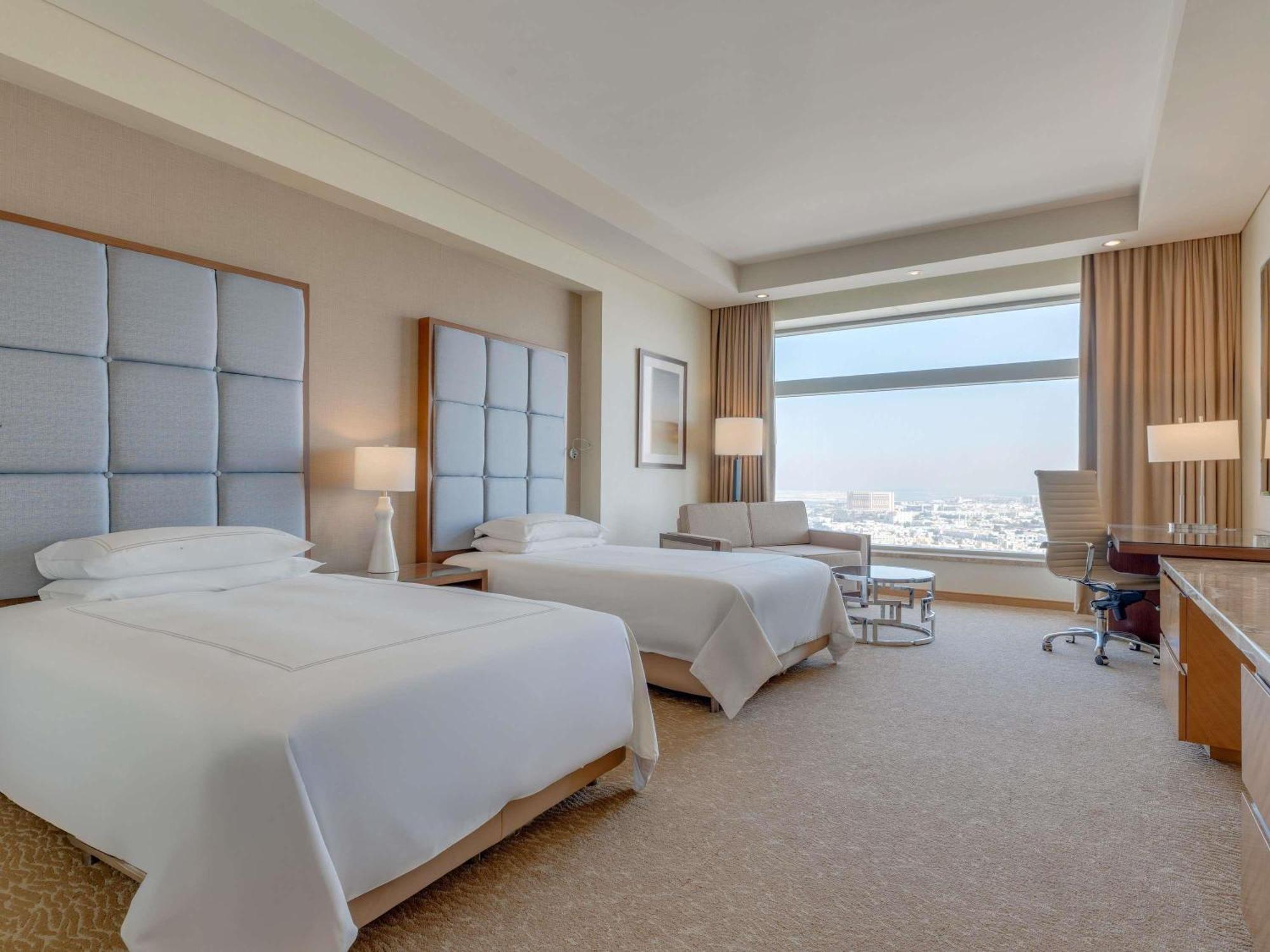 Deluxe Zweibettzimmer mit Stadtblick