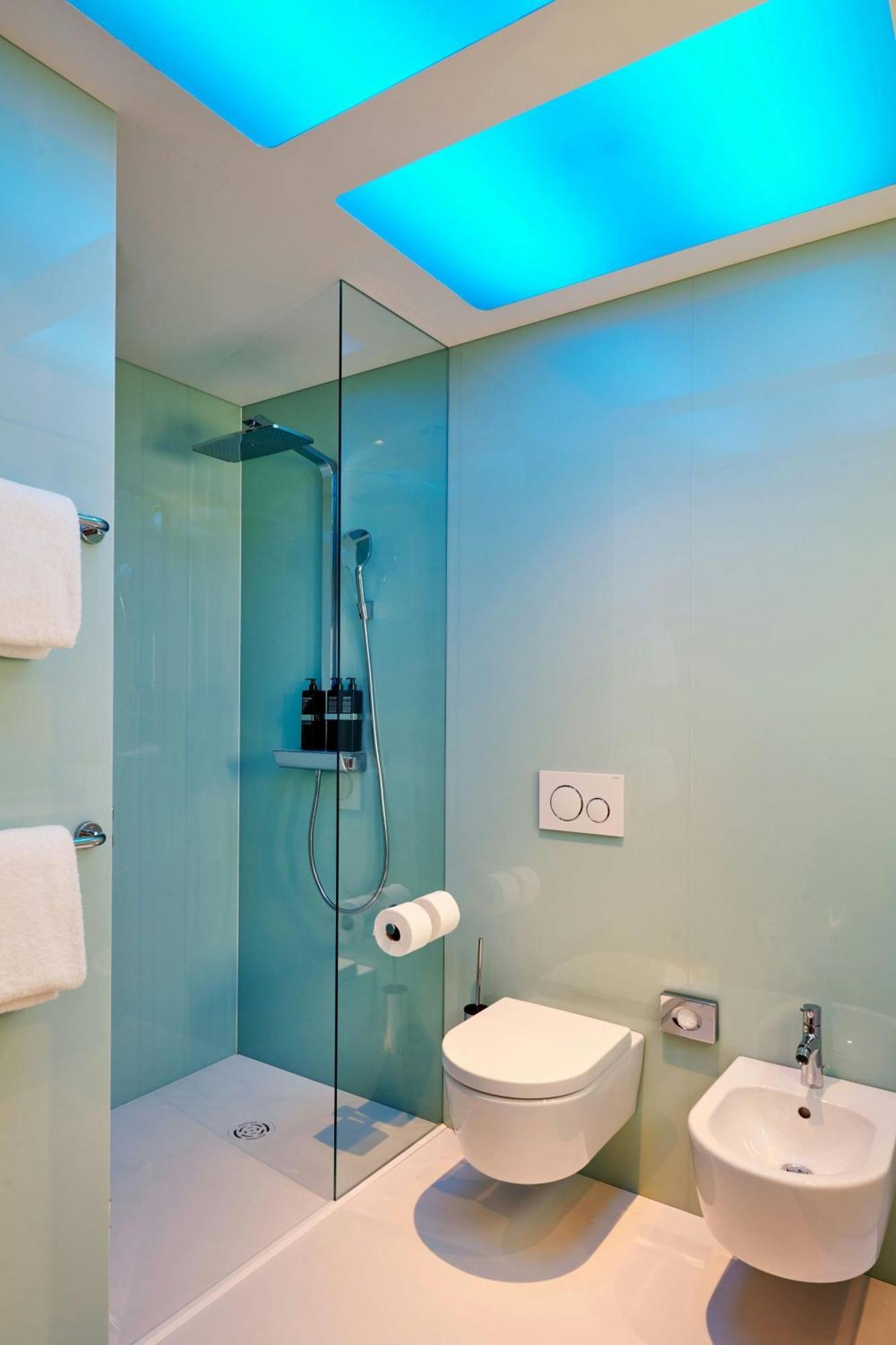 Chambre Simple avec un Lit Double