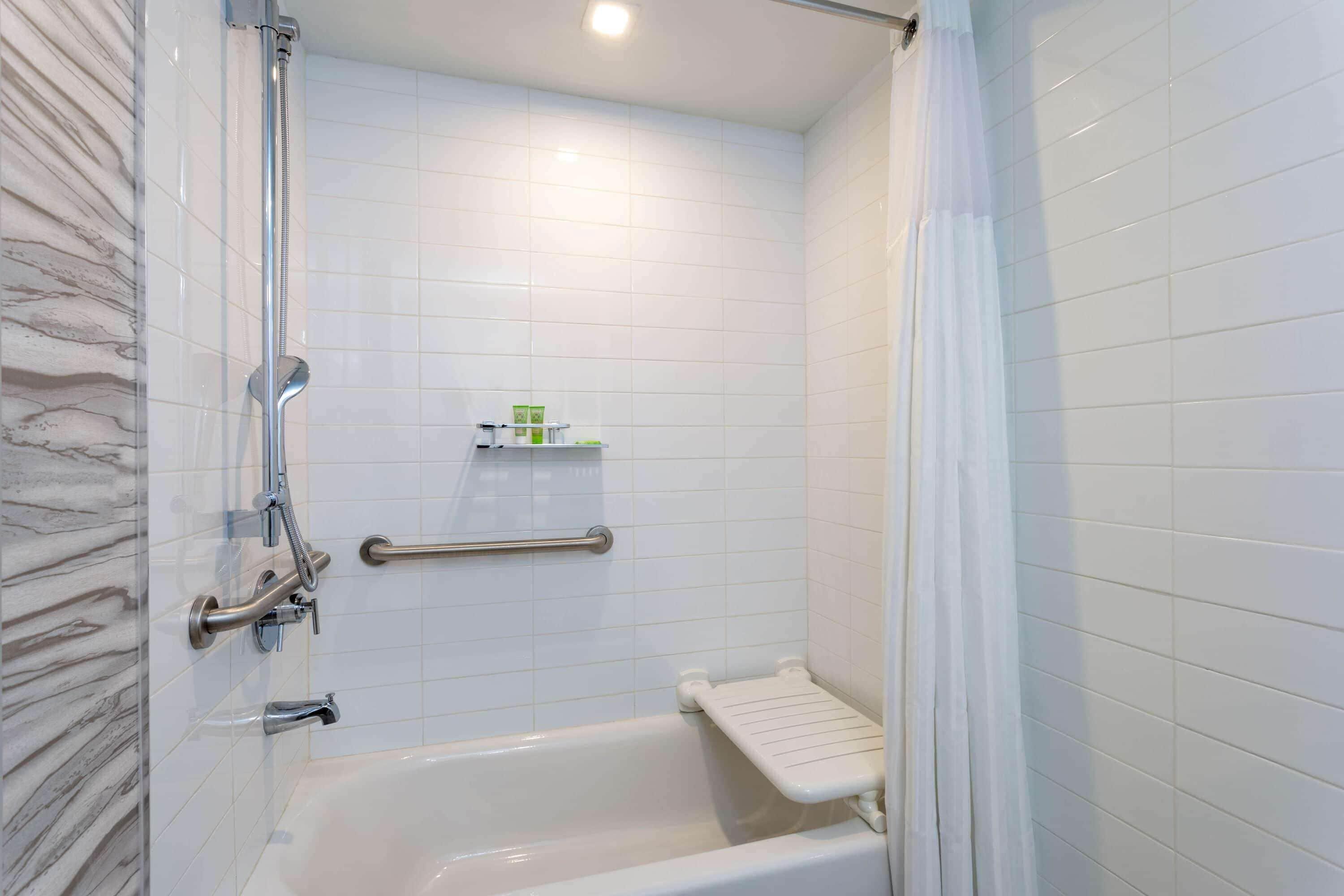Queen Room Two Queen Beds Mobility Access or Non-Smoking