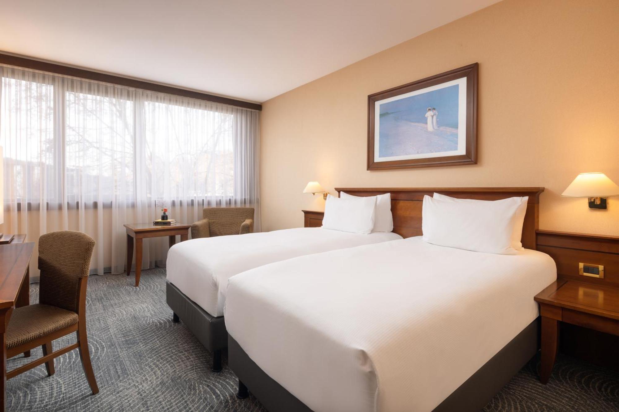 Twin Room,1742628502:JPEG