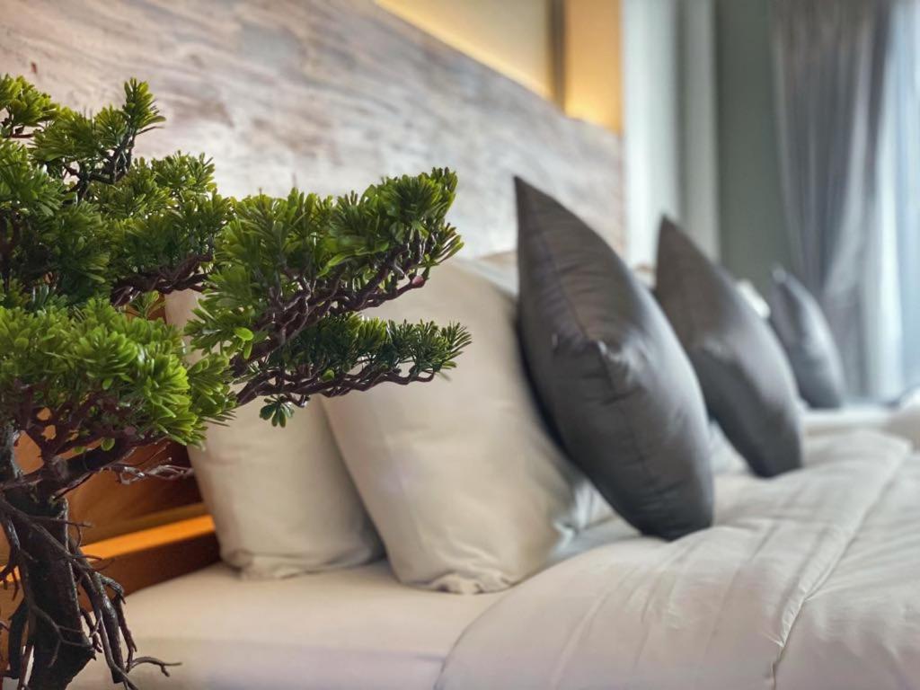 Dreibettzimmer mit Balkon