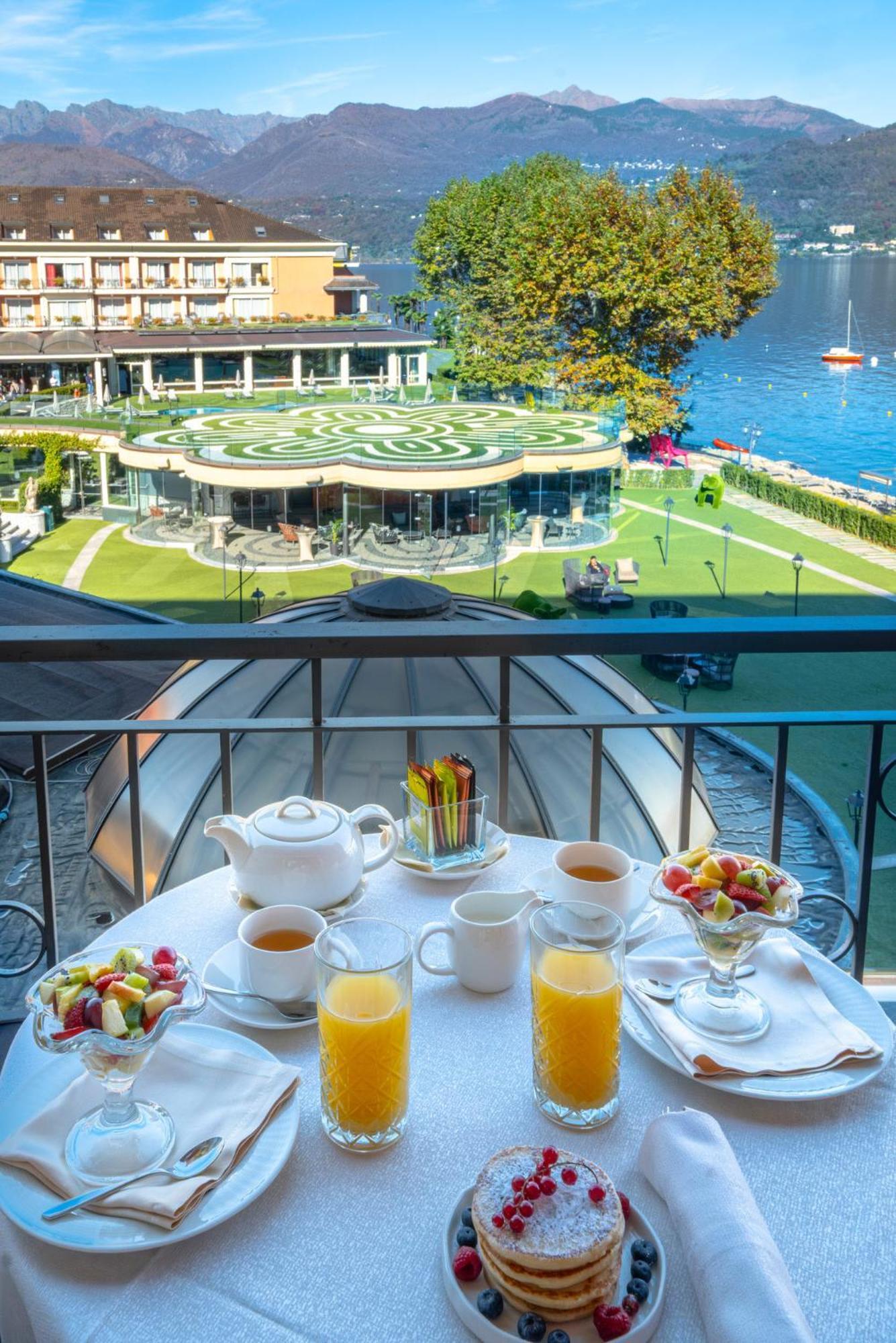 Familienzimmer 3 Classic mit See- oder seitlichem Poolblick