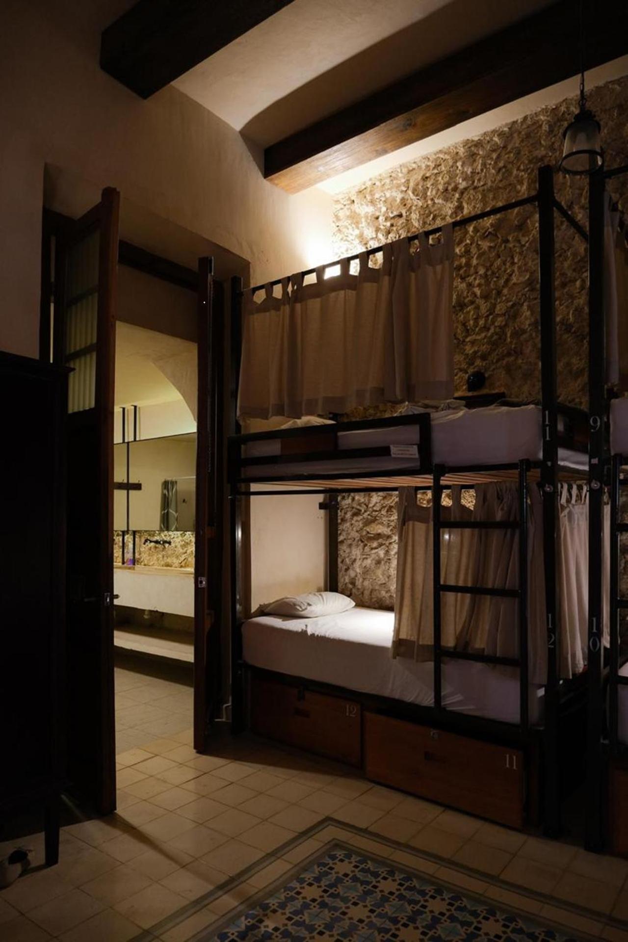 Bunk Bed Mixed Dormitory Room