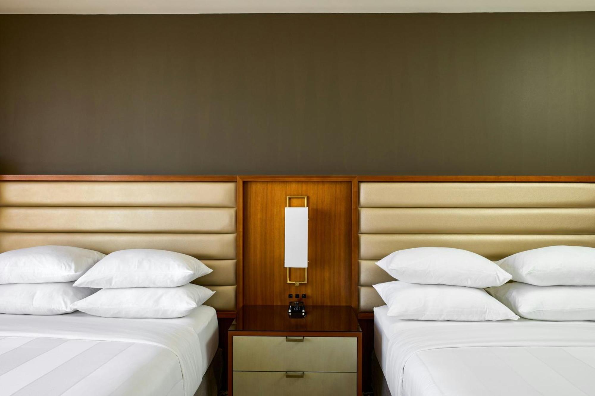Double Queen Room Pool View Park View Lazy River View