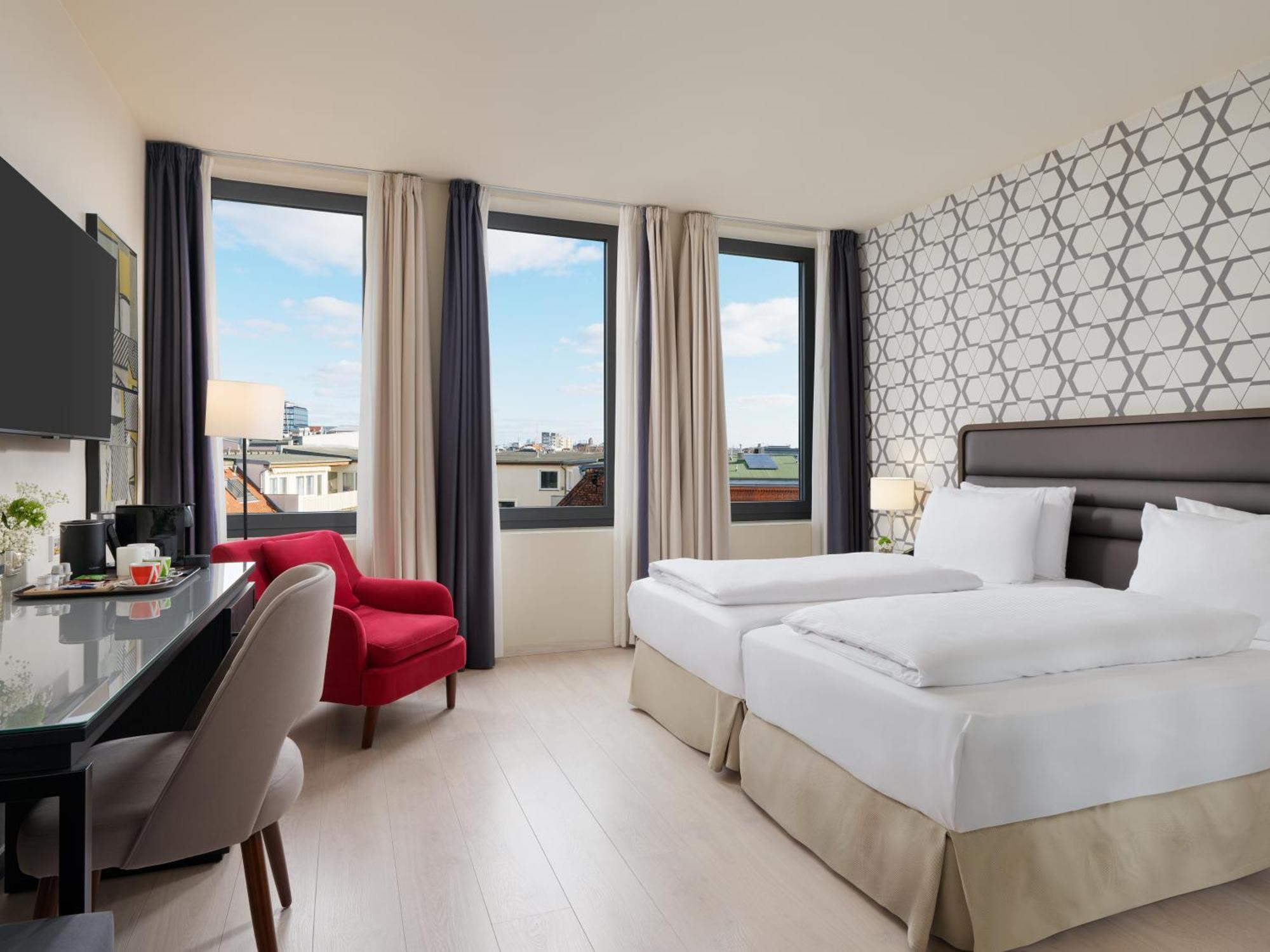 Deluxe Double or Twin Room