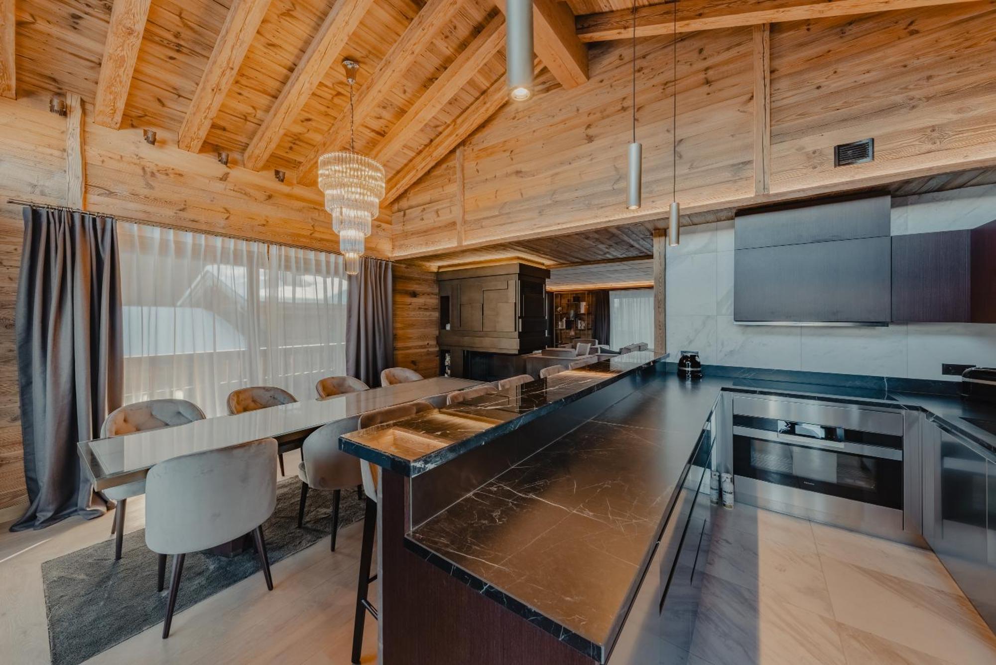 Four Bedroom Grand Chalet