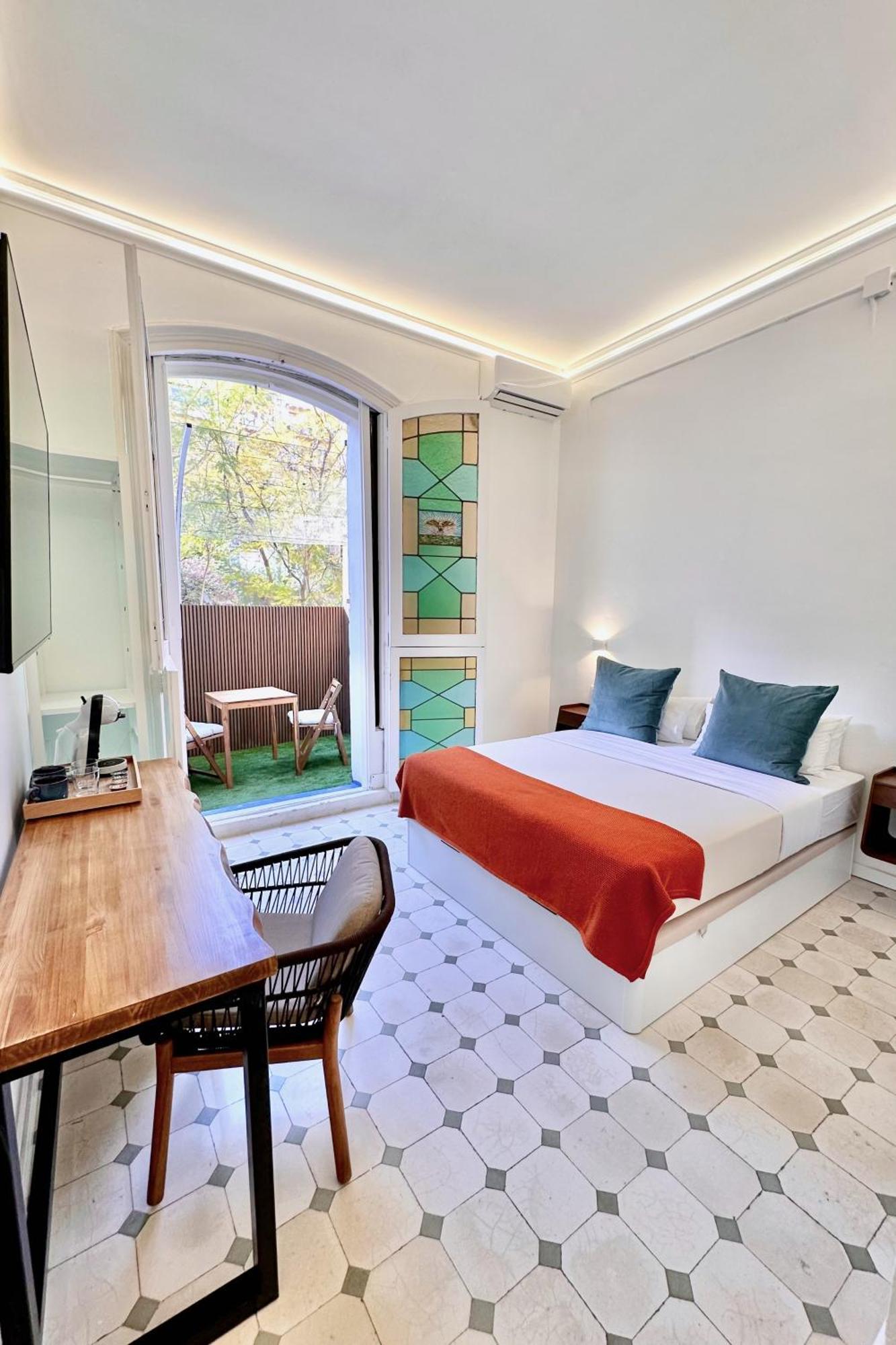 Double Room Terrace,1765895375:JPEG