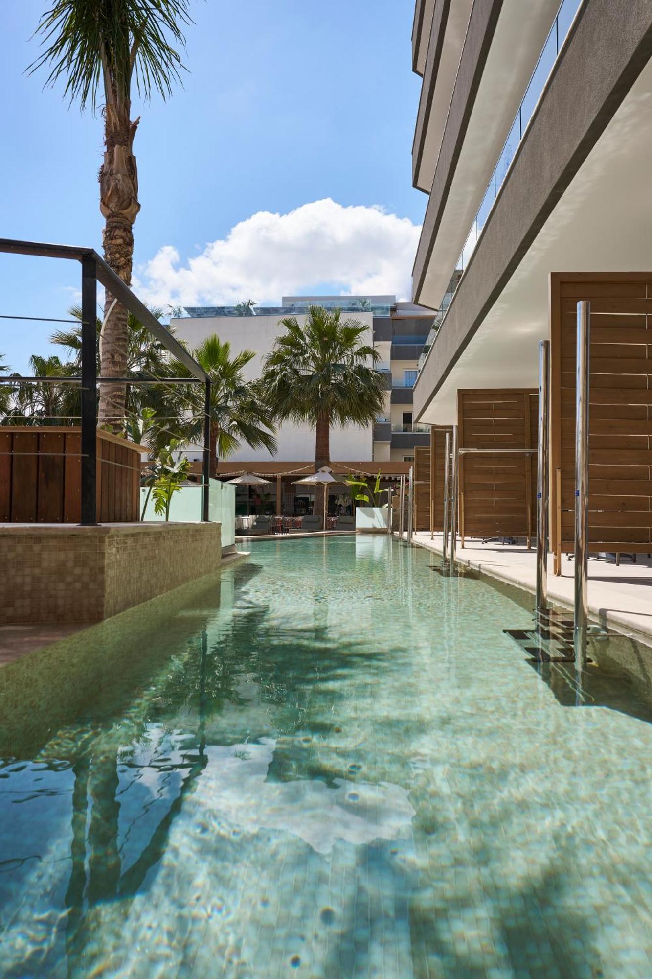 Premium Zimmer Swim-Up
