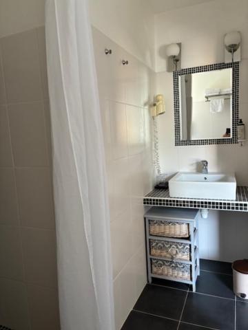 Chambre Double - Vue sur Montagne