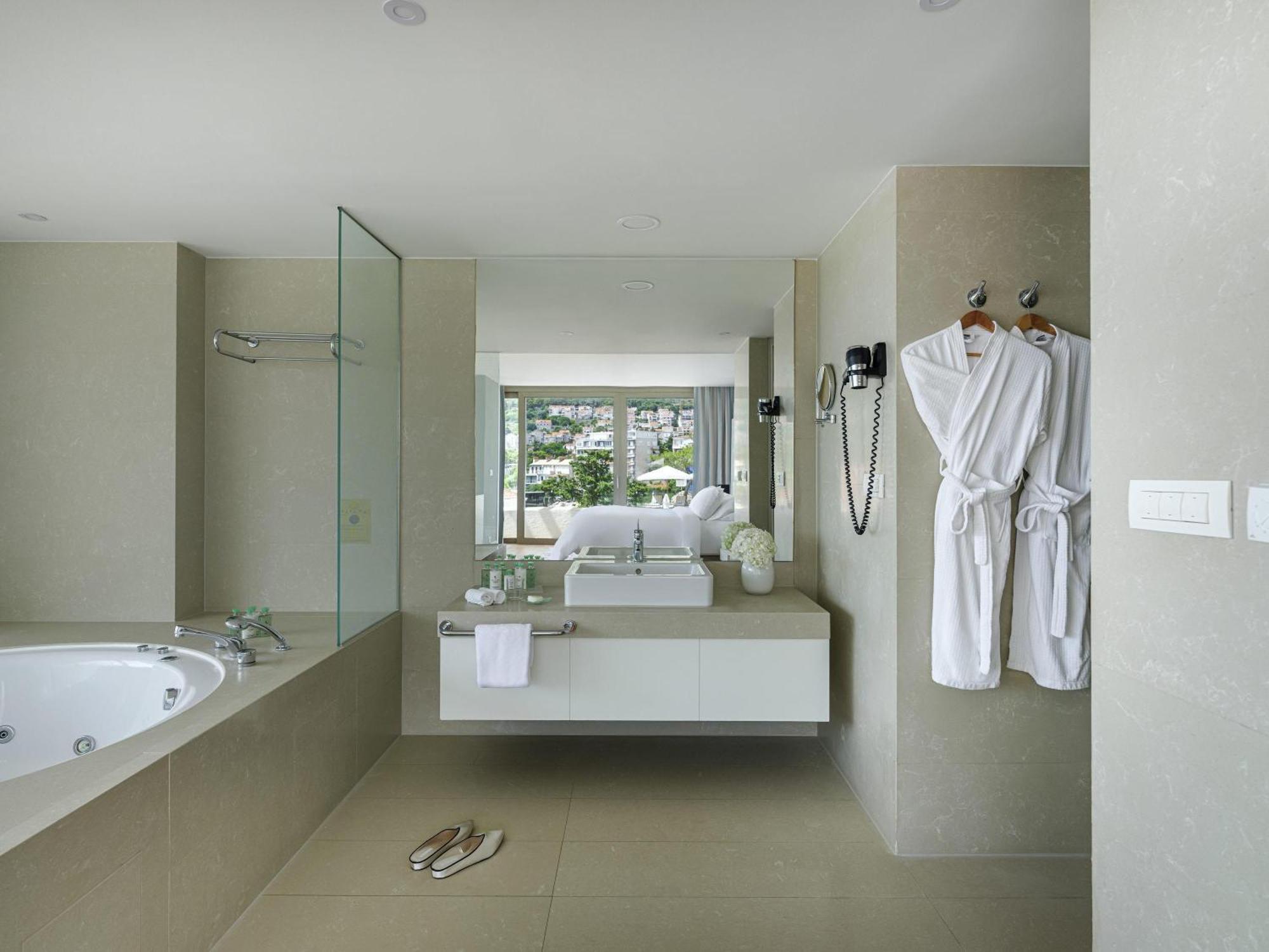 Suite Executive con balcón y vistas al mar