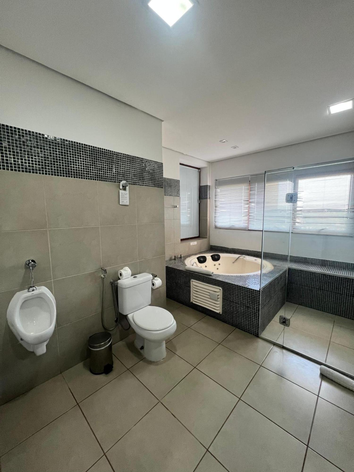 Quarto Quádruplo de Luxo