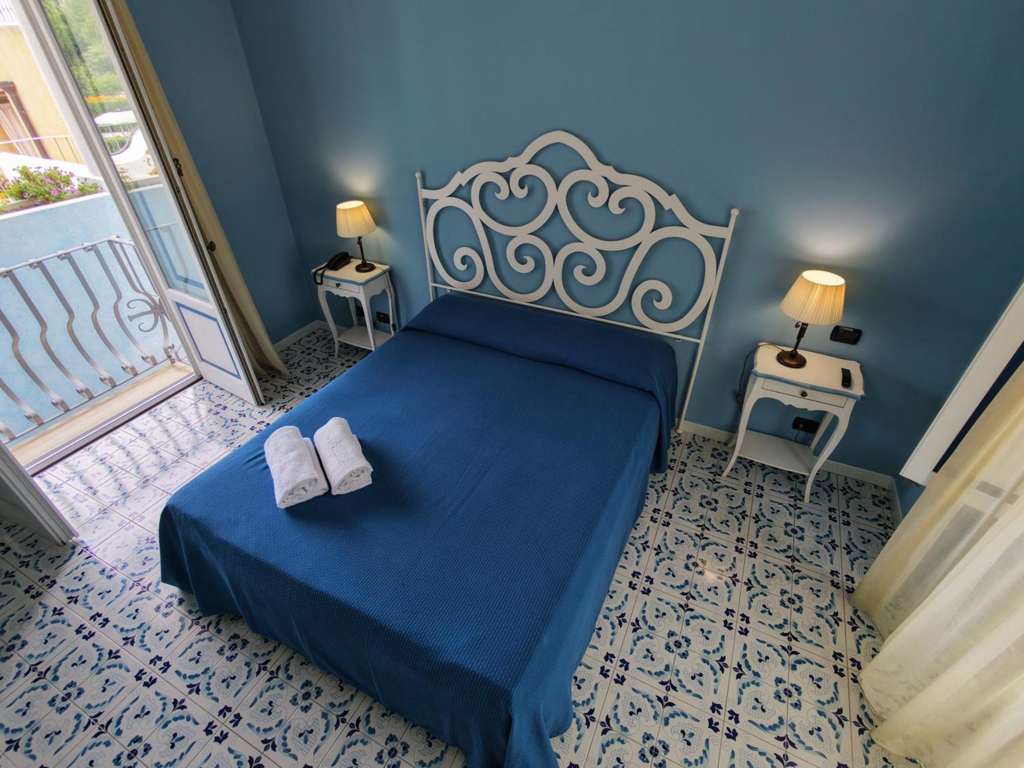 Deluxe Double Room Sea View