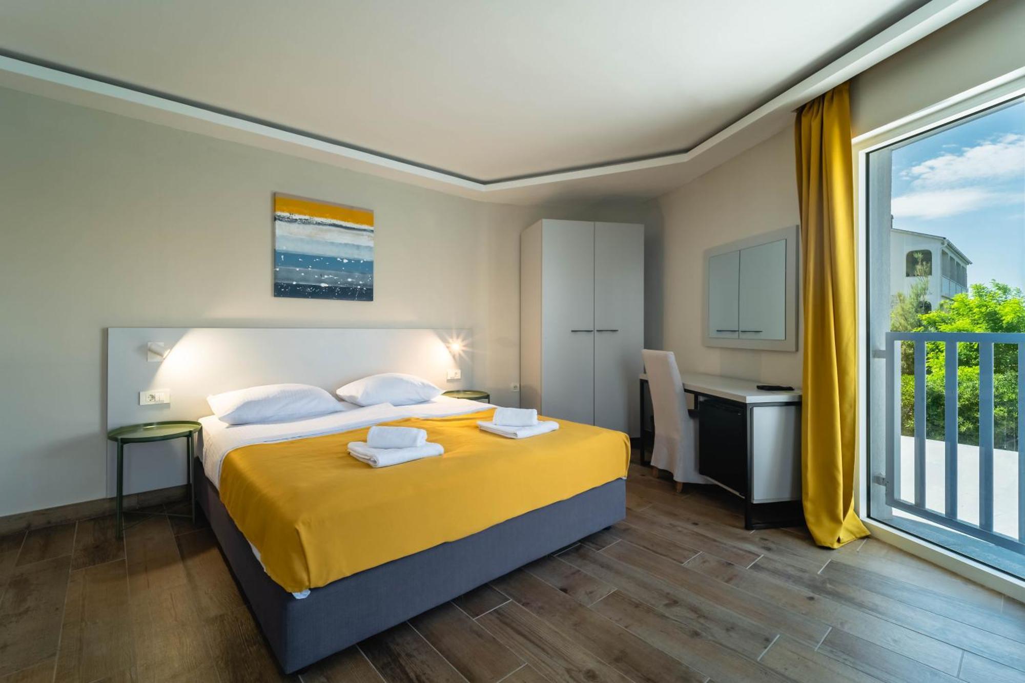 Superior Double Room with Sea View