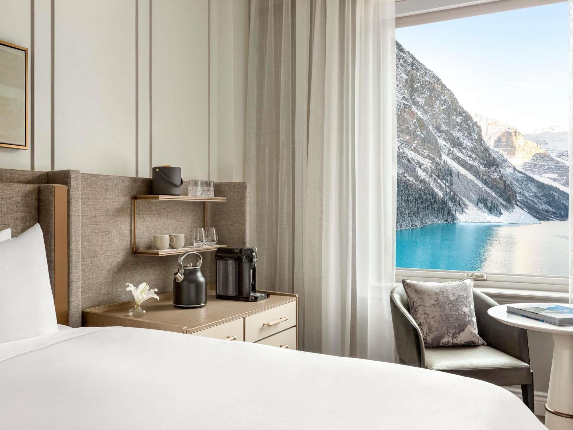 Fairmont Room Lake View