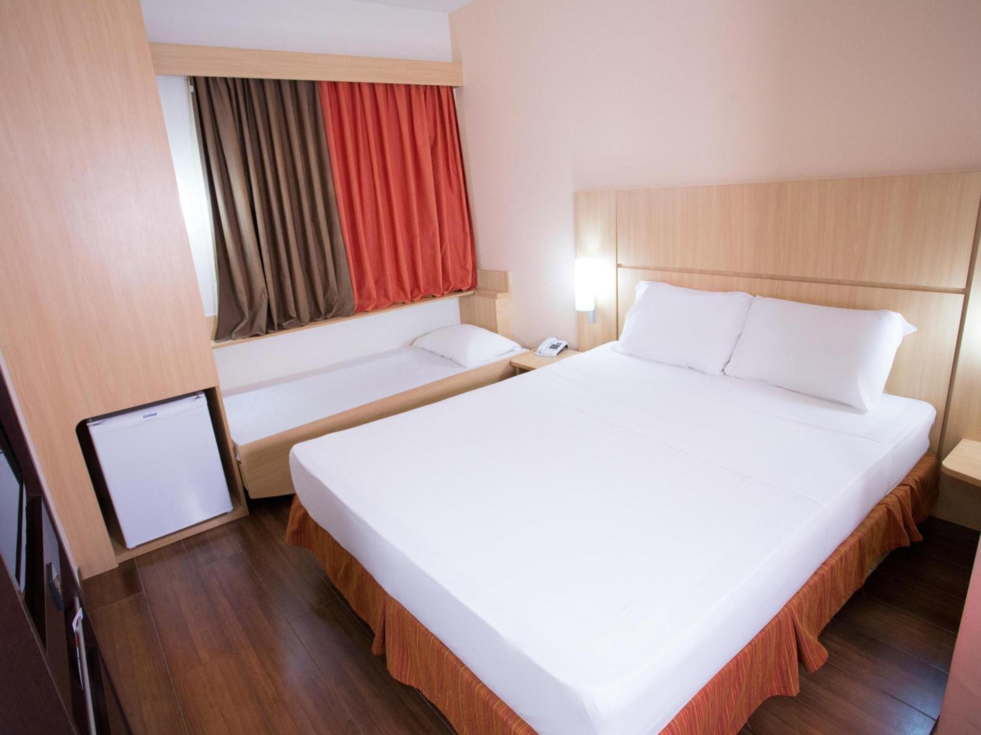 Standard Double Room Child Bed
