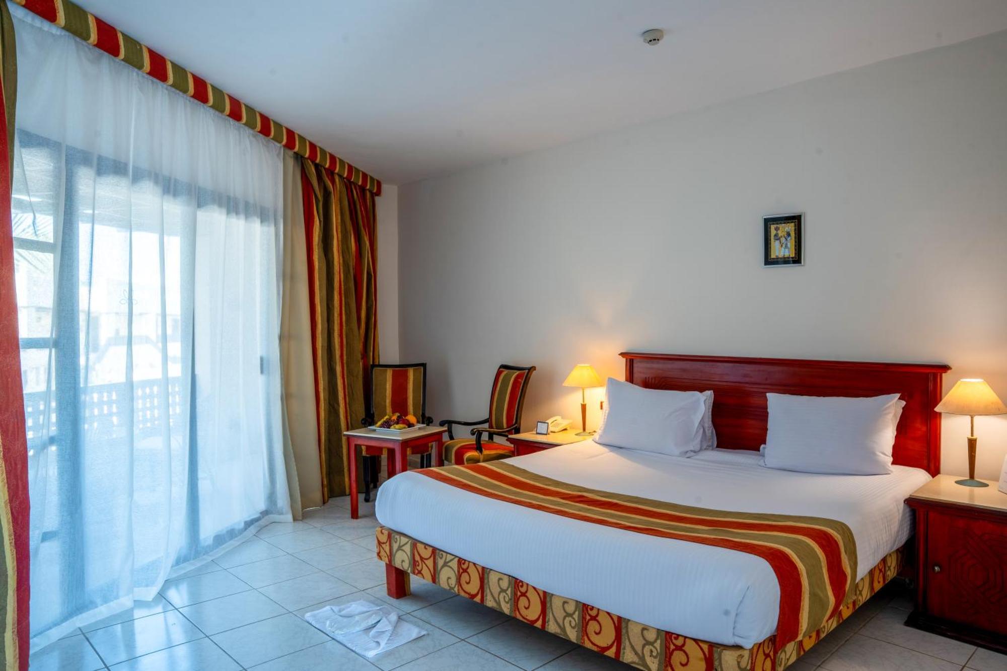 Acomodação Deluxe com Cama King-size e Vista do Jardim
