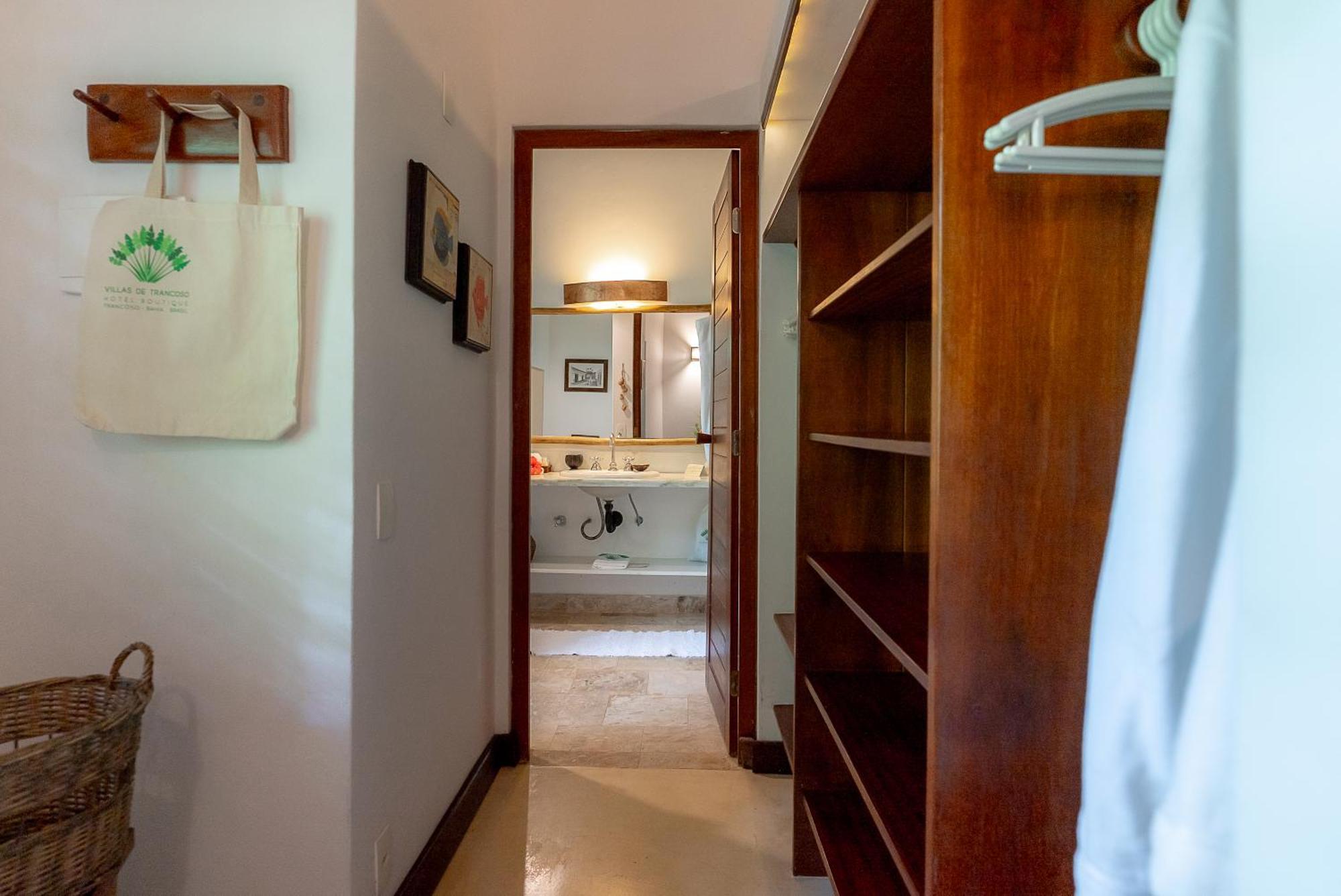 Double Suite,1772096725:JPEG