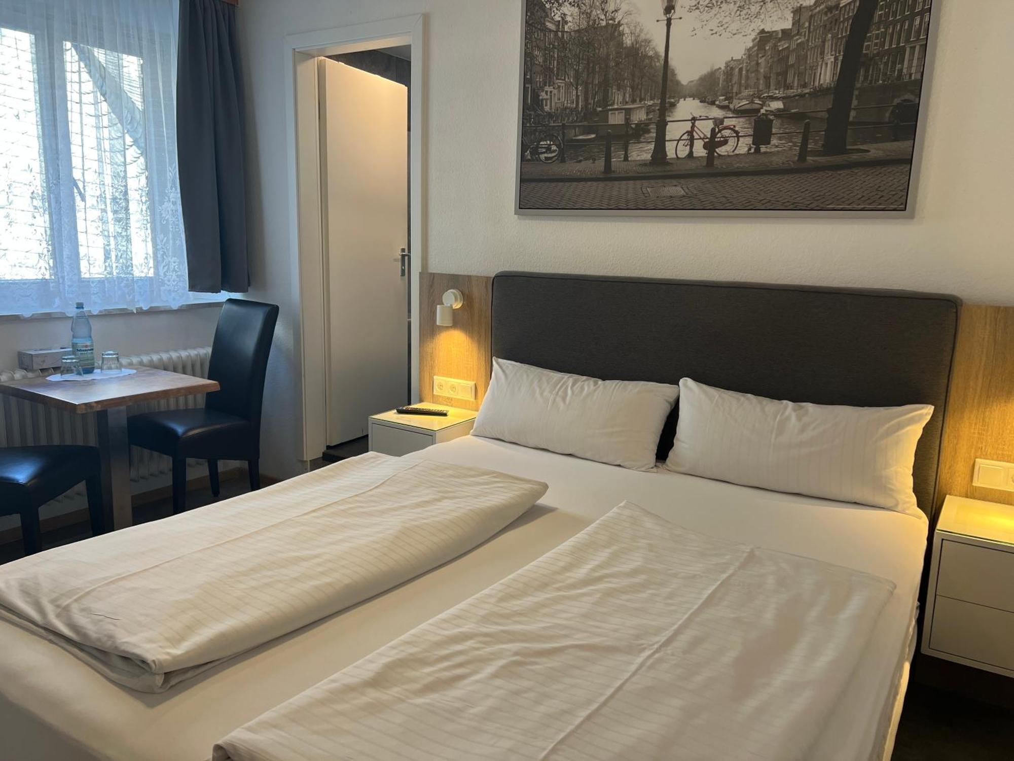 Doppelzimmer mit eigenem Bad