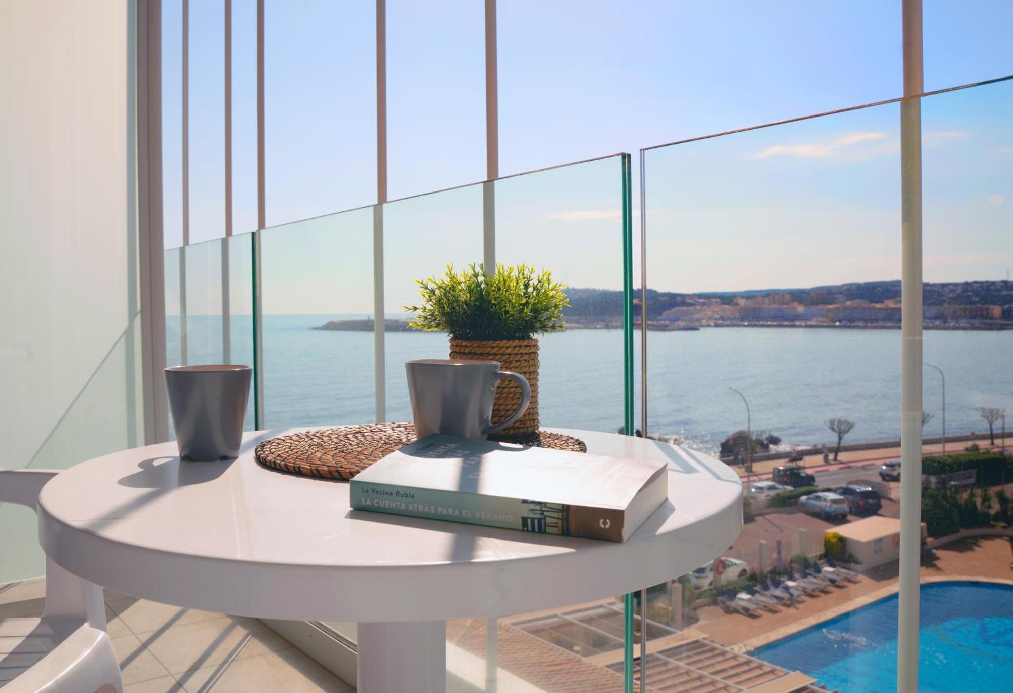 Chambre Familiale - Vue sur Piscine (3 Adultes + 1 Enfant)
