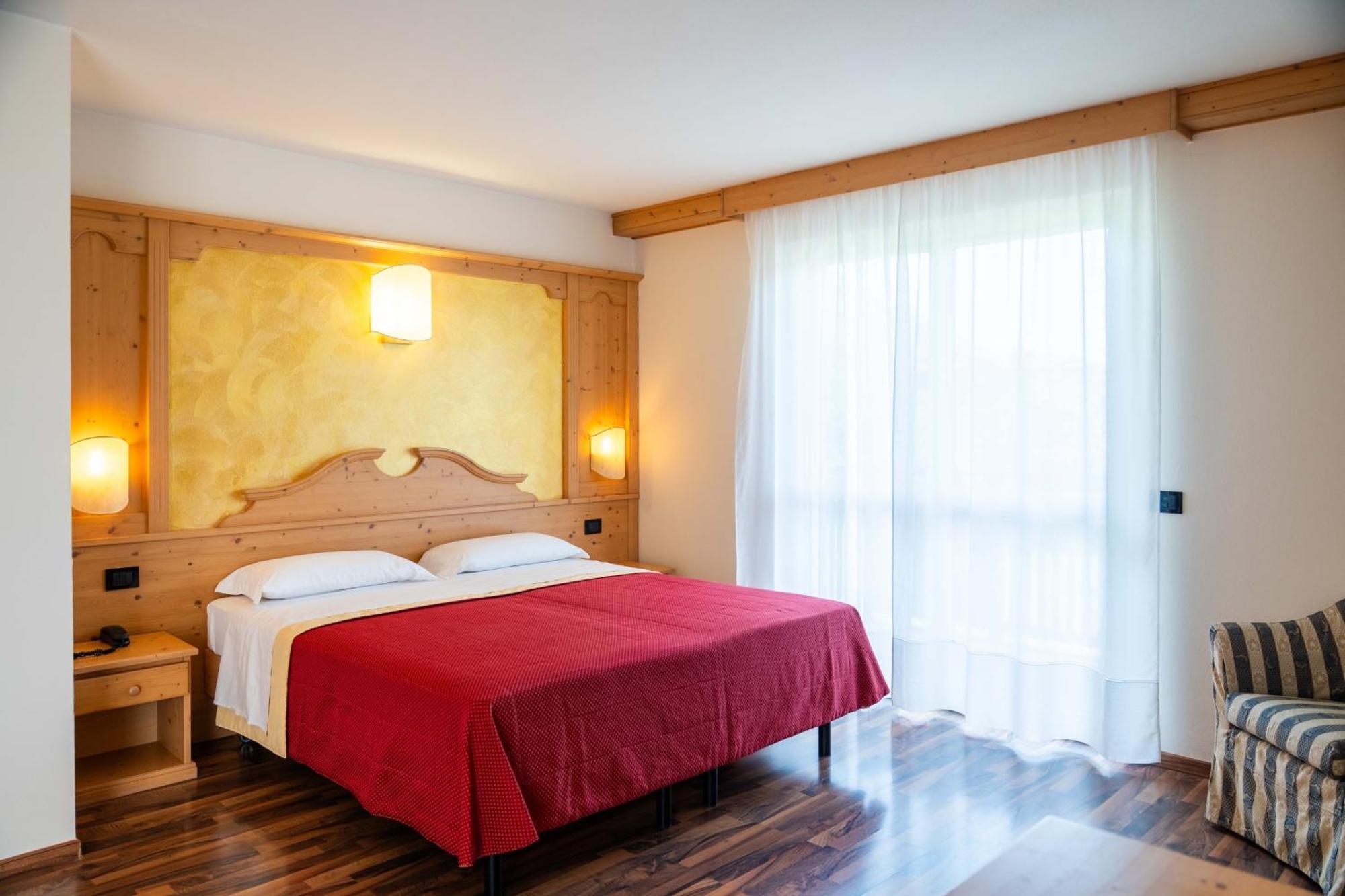 Deluxe Double or Twin Room Balcony