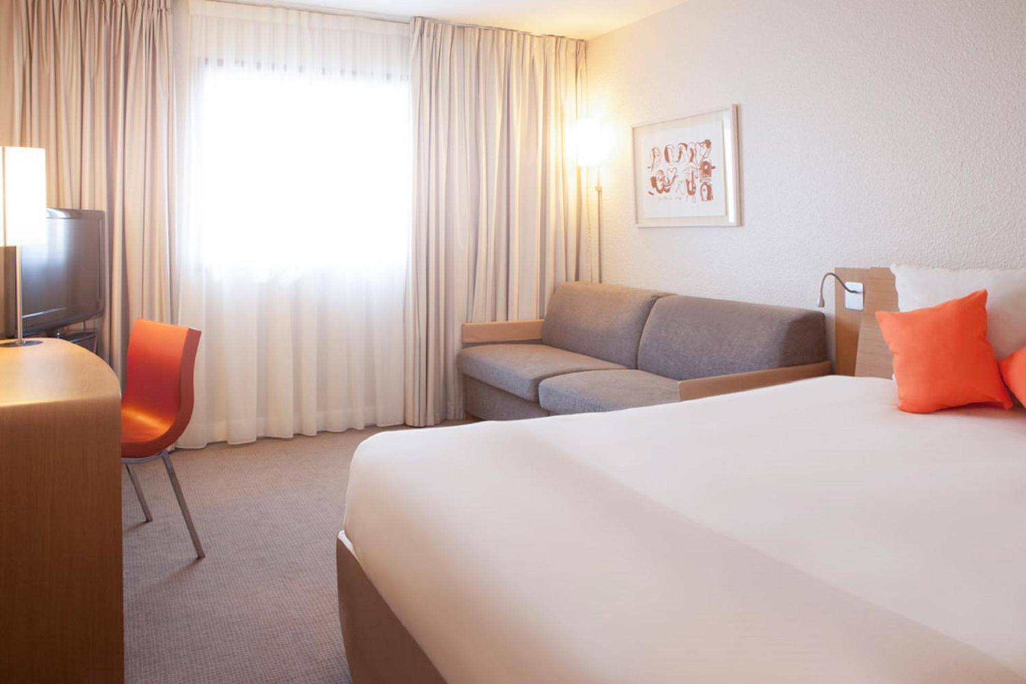 Camera Standard con 1 Letto Matrimoniale e 1 Divano-Letto Singolo