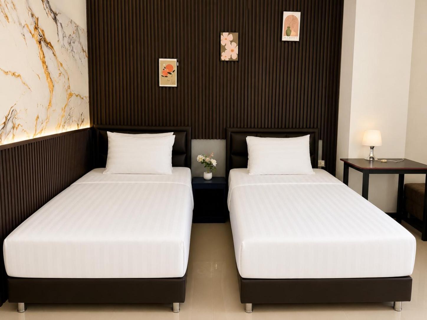 Standard Twin Room Mountain View