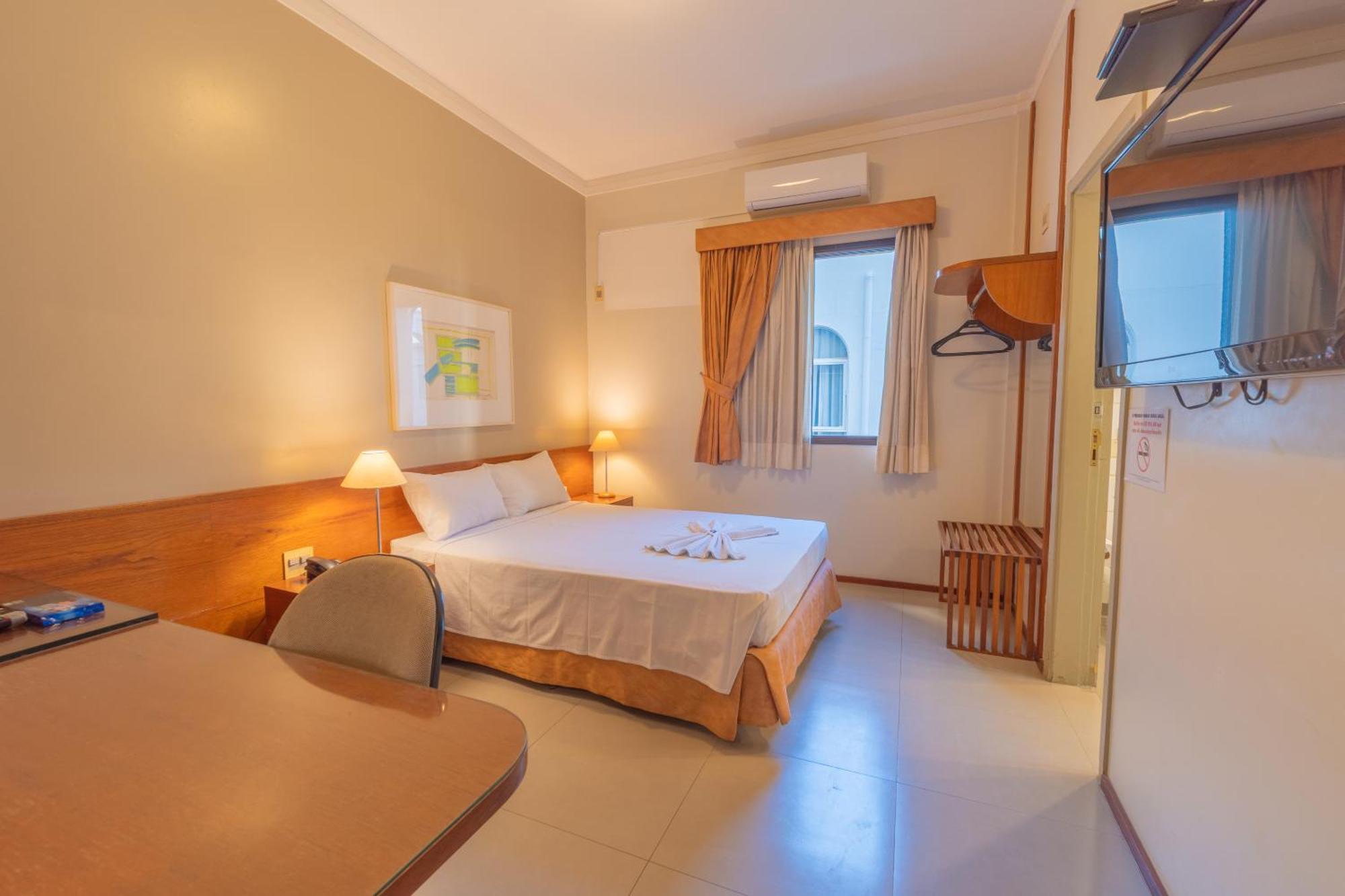 Quarto Duplo