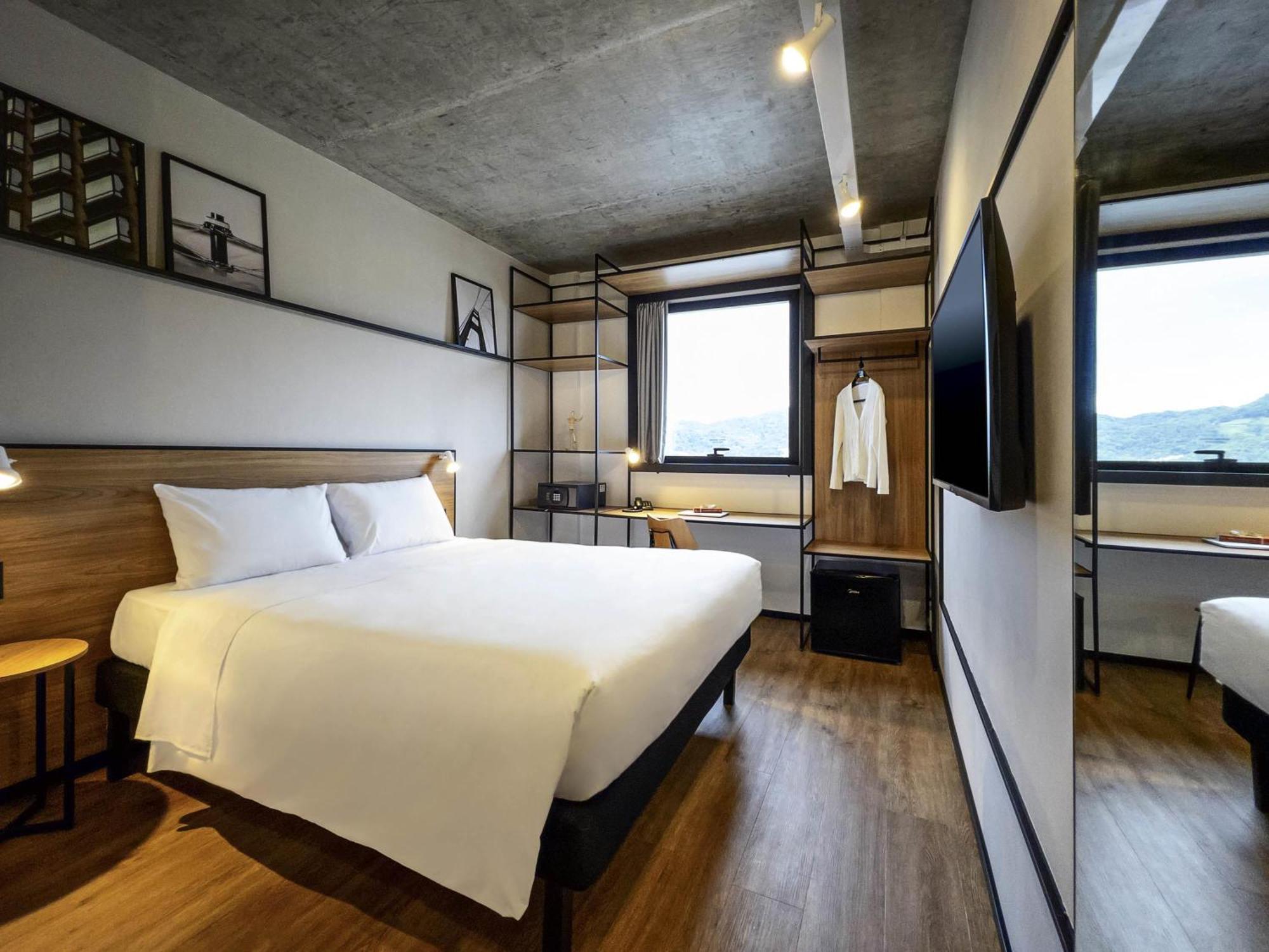Standard Double Room Disability Access