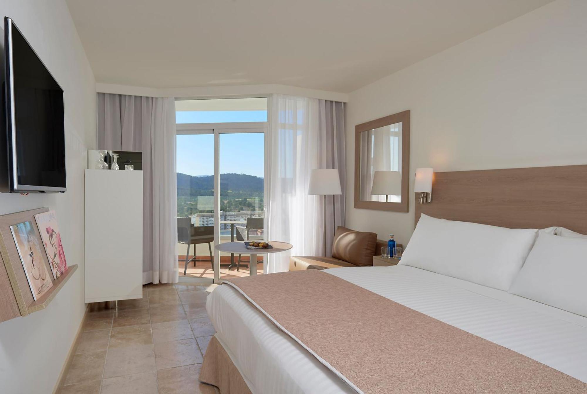 Meliá Guestroom